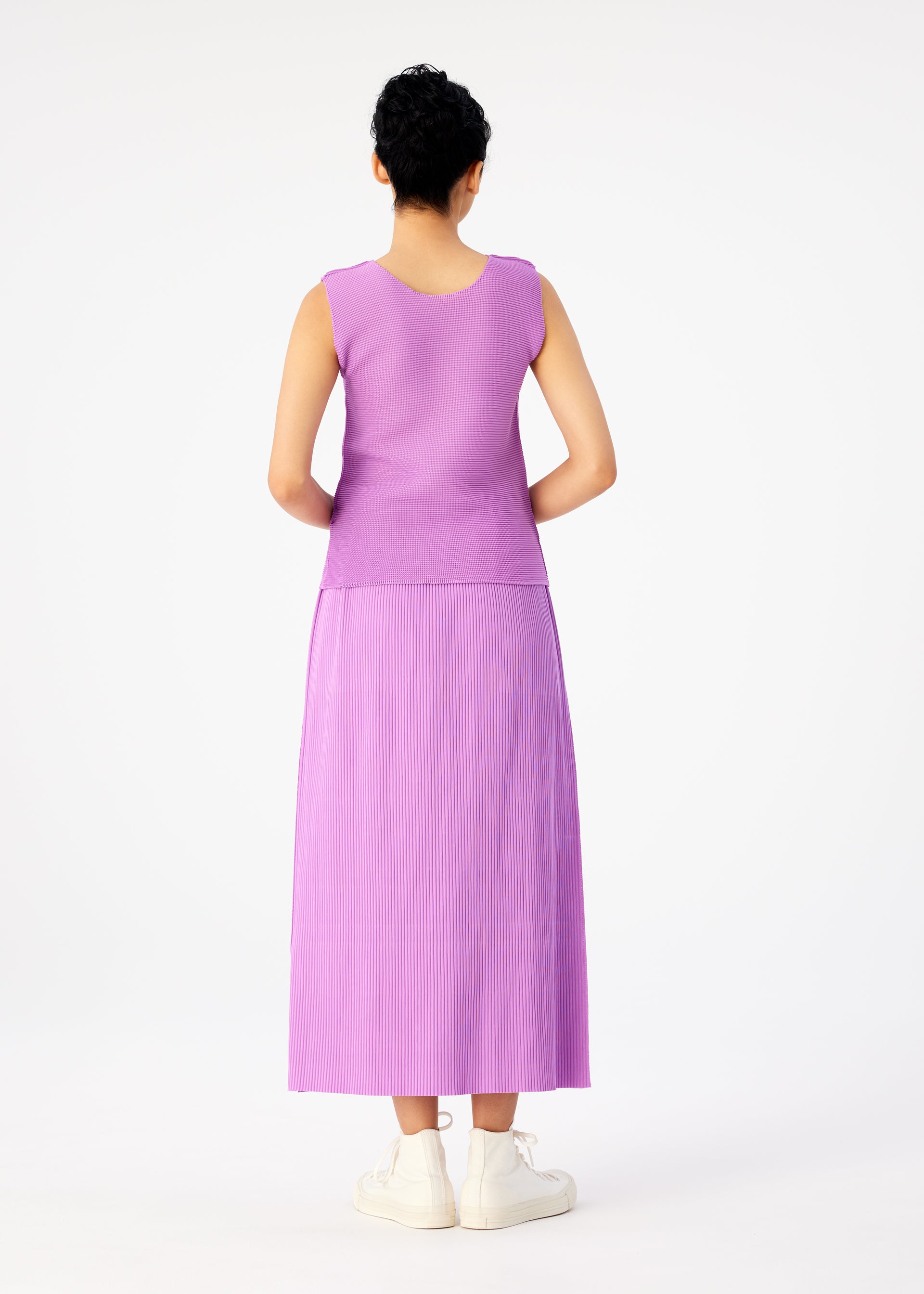 FINE KNIT PLEATS BOTTOM 3、ウィメンズ_スカート、着用画像2