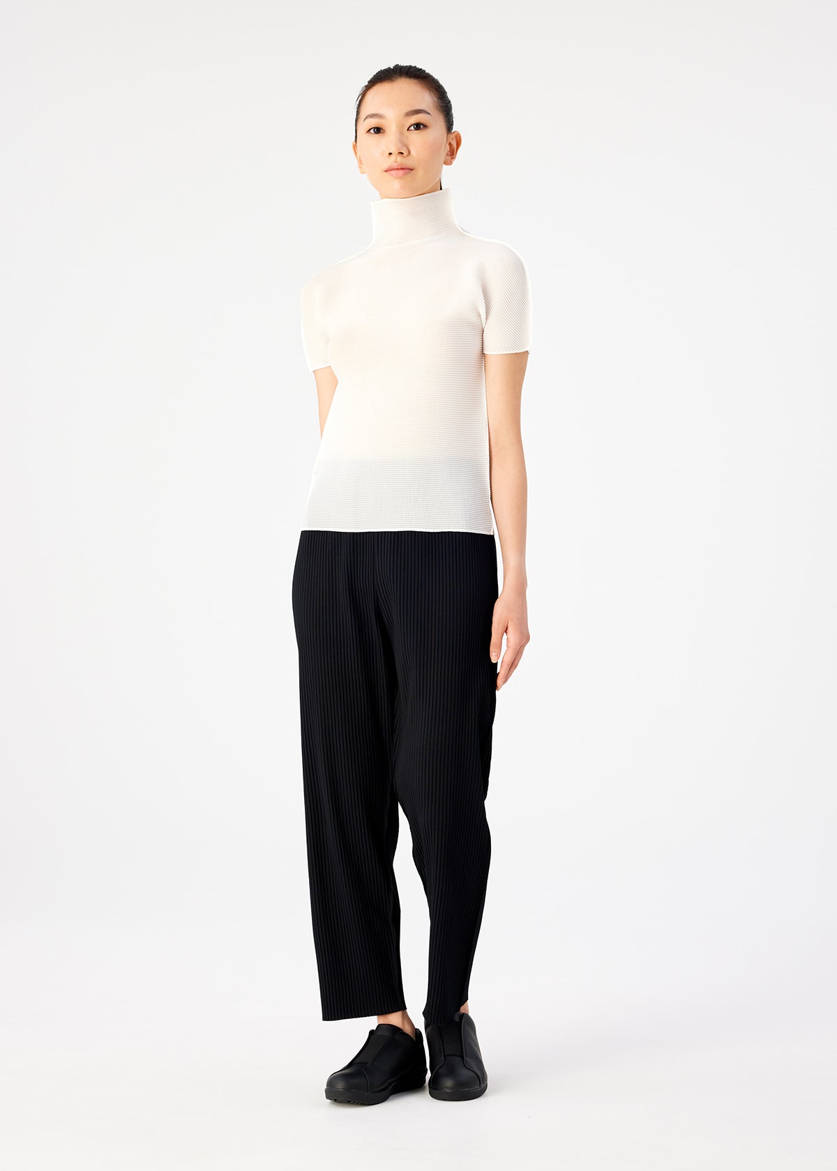 STRETCH PLEATS、ウィメンズ_トップス_トップ、着用画像3