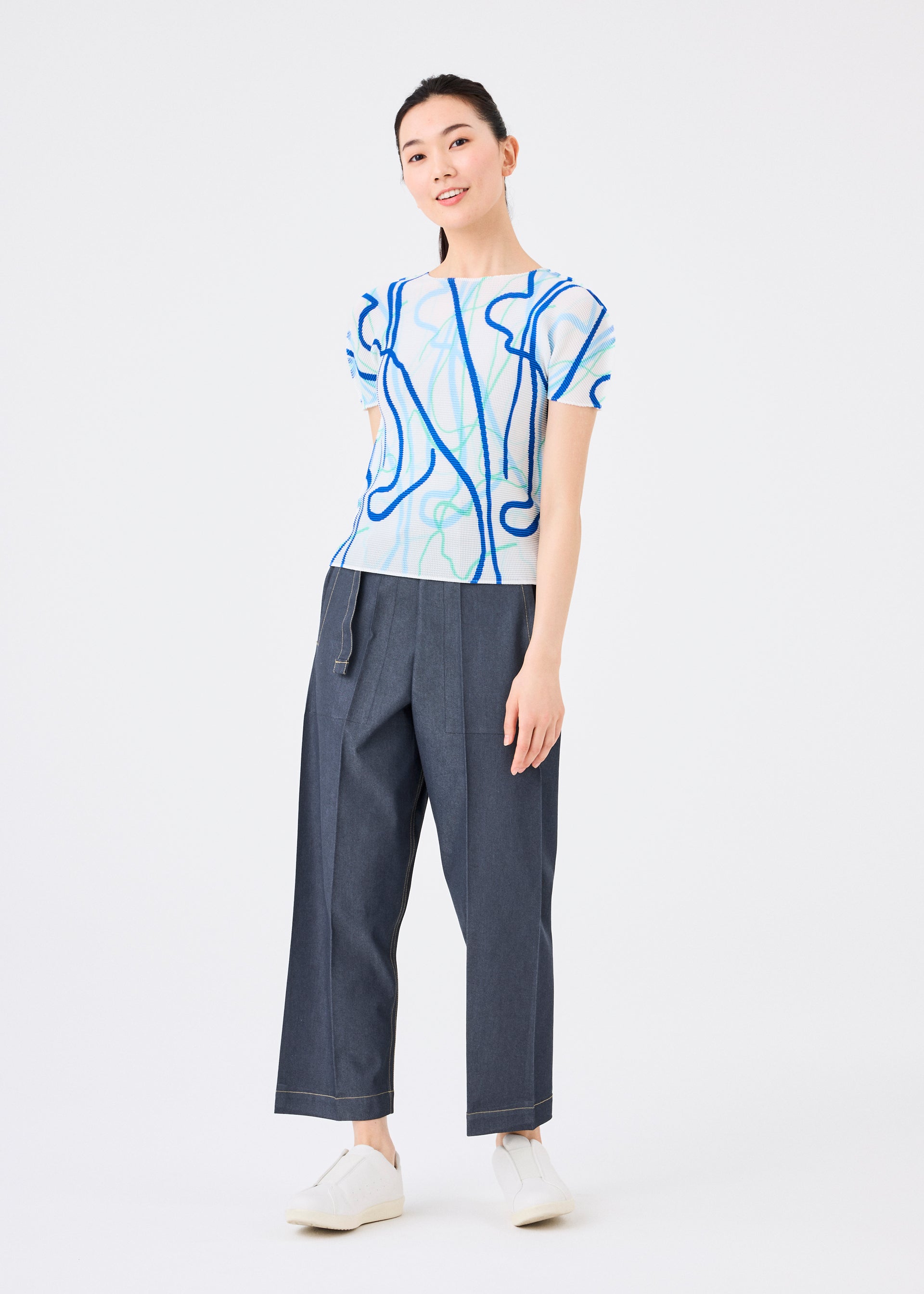 HOWAN、ウィメンズ_トップス_トップ、着用画像3