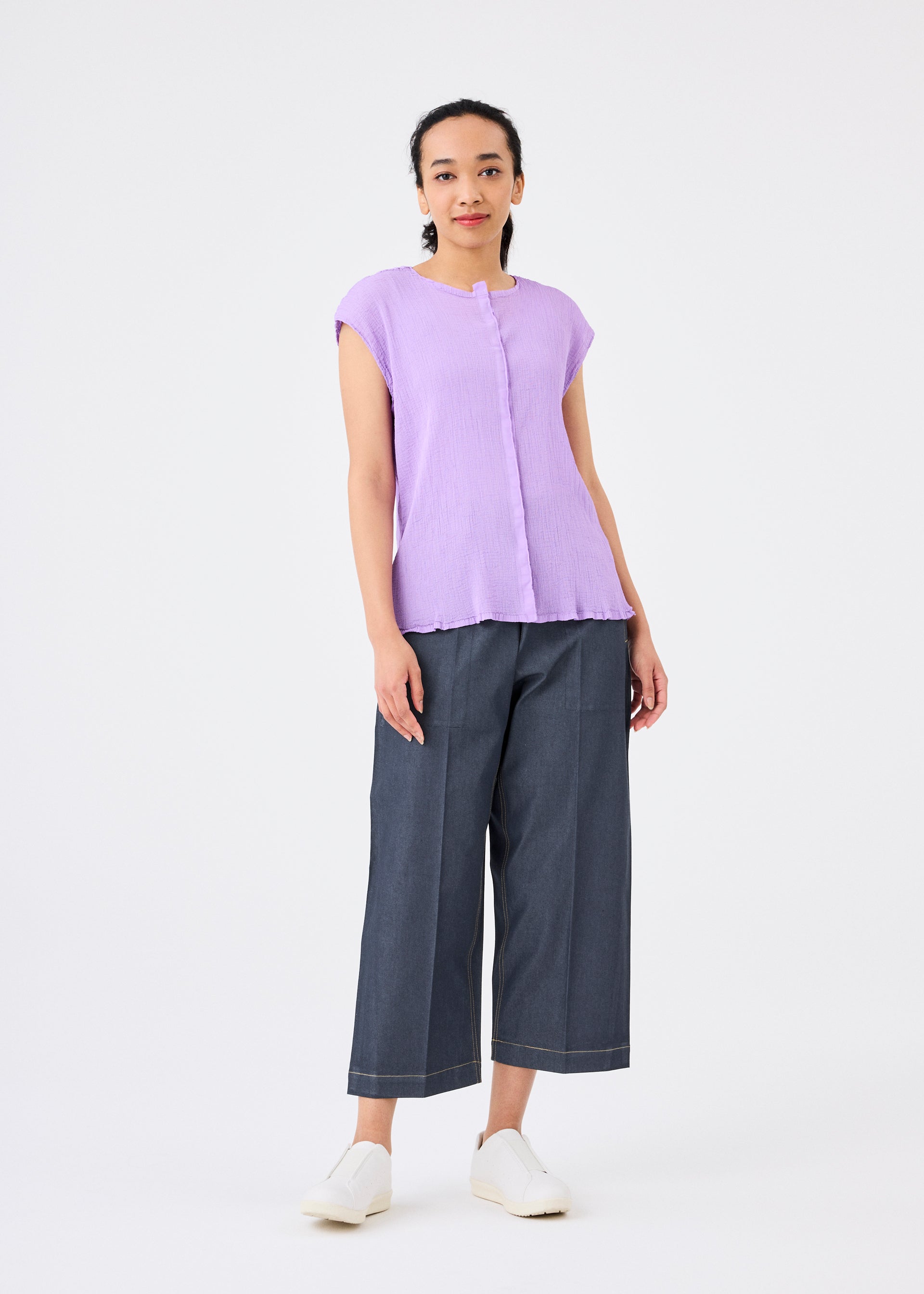 SNAP SEE-THROUGH CREPE、ウィメンズ_トップス_トップ、着用画像3