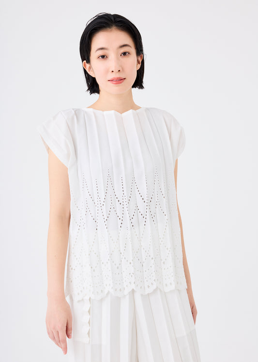 LACE PLEATS、ウィメンズ_トップス_トップ、着用画像1