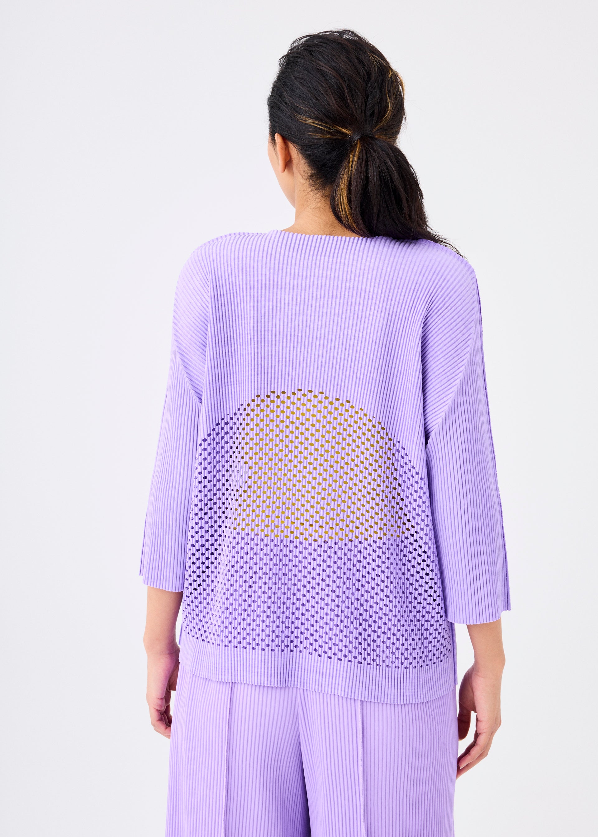 MIX FINE KNIT PLEATS、ウィメンズ_トップス_トップ、着用画像2