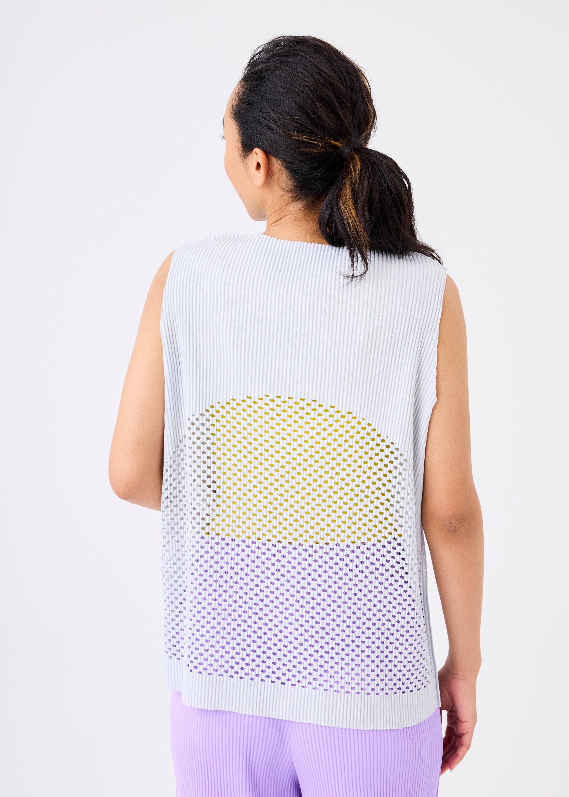 MIX FINE KNIT PLEATS、ウィメンズ_トップス_トップ、着用画像2