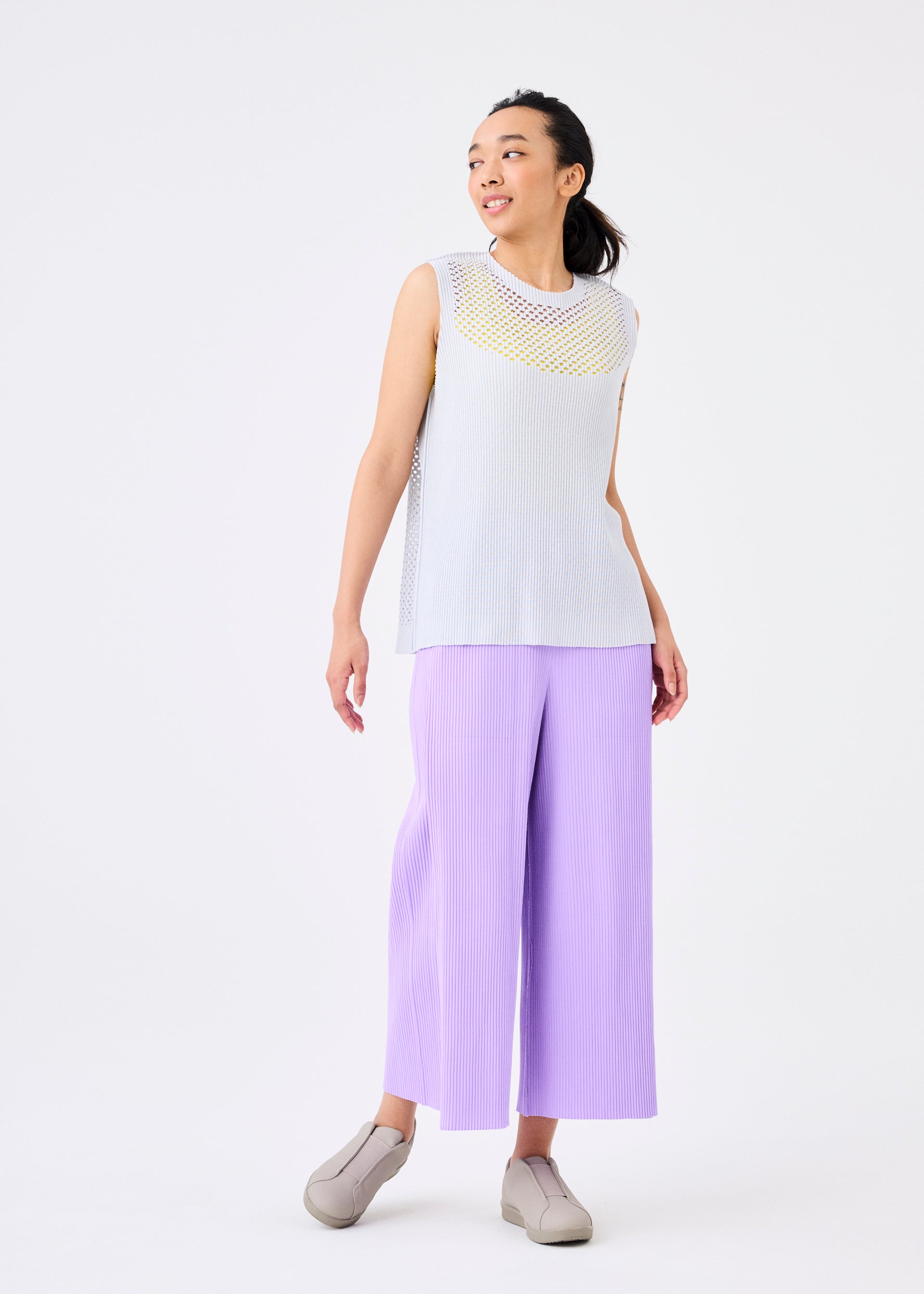 MIX FINE KNIT PLEATS、ウィメンズ_トップス_トップ、着用画像3