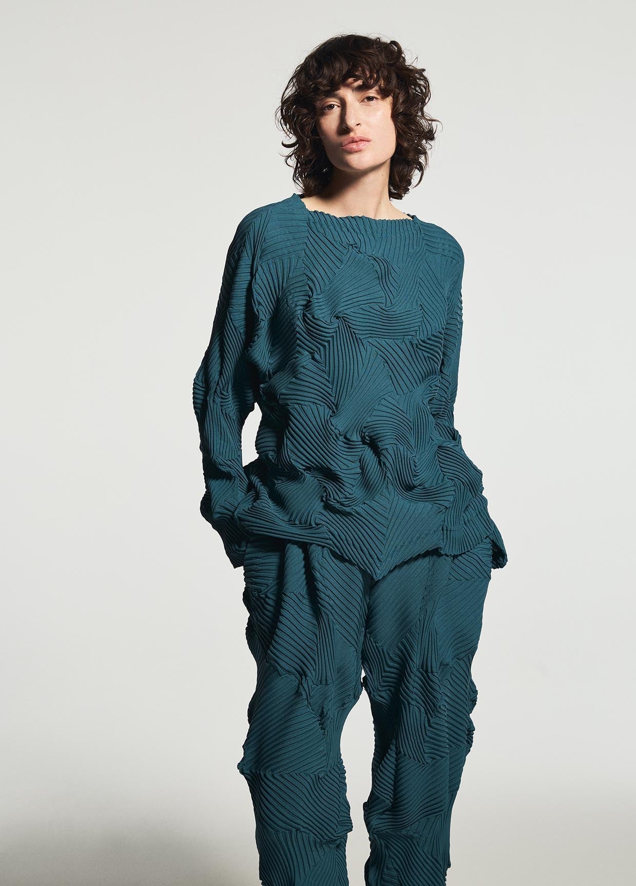 A-POC ABLE ISSEY MIYAKE LOOK 01