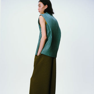 PADDED PLEATS