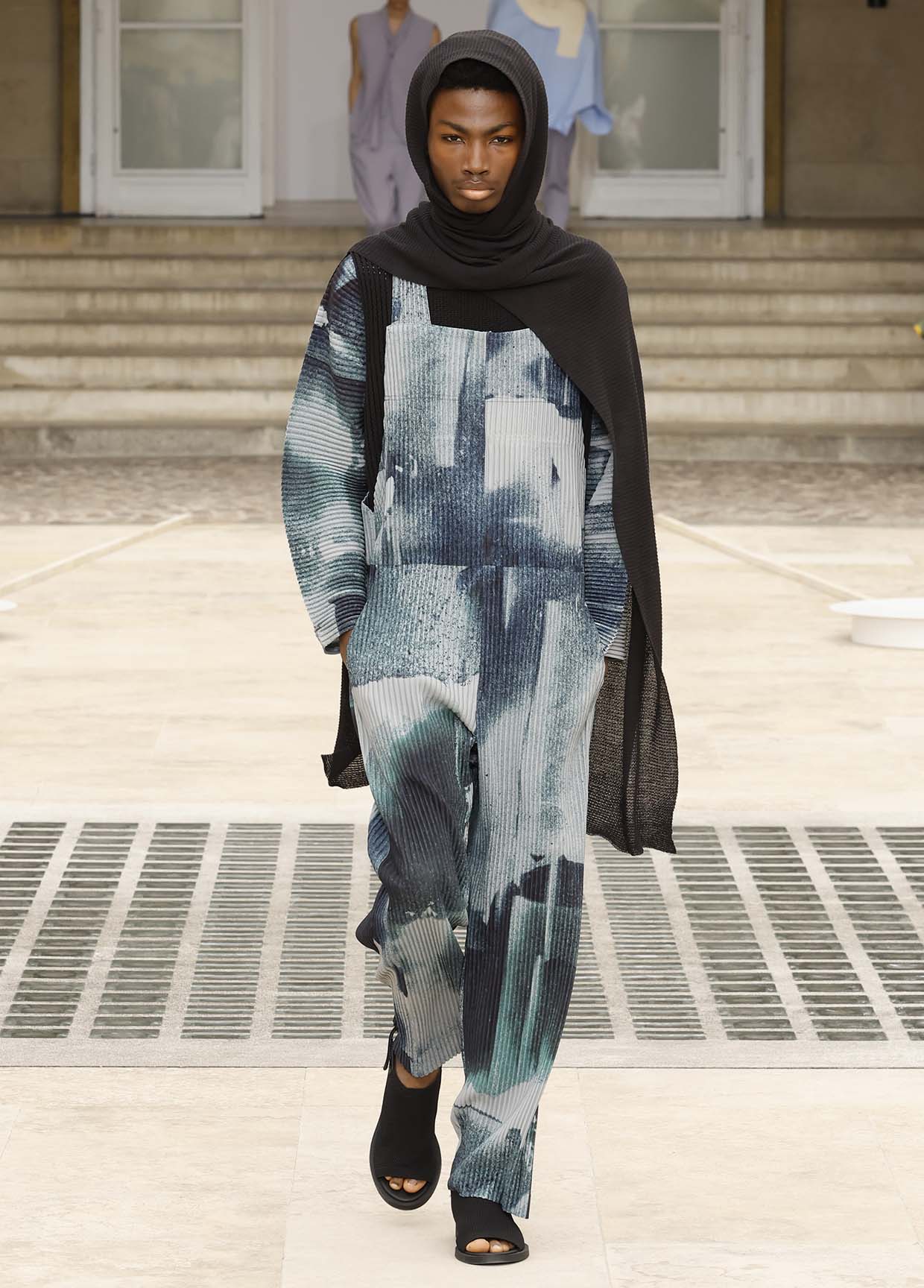 HOMME PLISSÉ ISSEY MIYAKE SPRING SUMMER 2025 コレクション 24