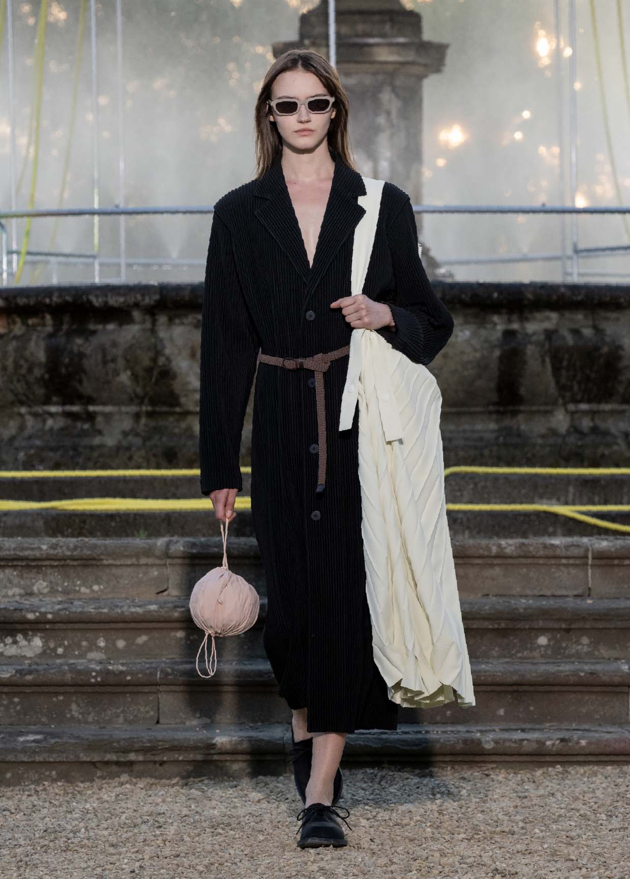 HOMME PLISSÉ ISSEY MIYAKE SPRING SUMMER 2026 コレクション 32