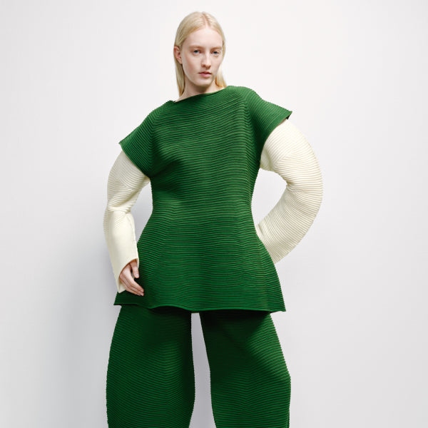 plantation issey miyake コーディロイチェック　切り替え Issey Miyake Plantation Collection News Photo - Getty Images