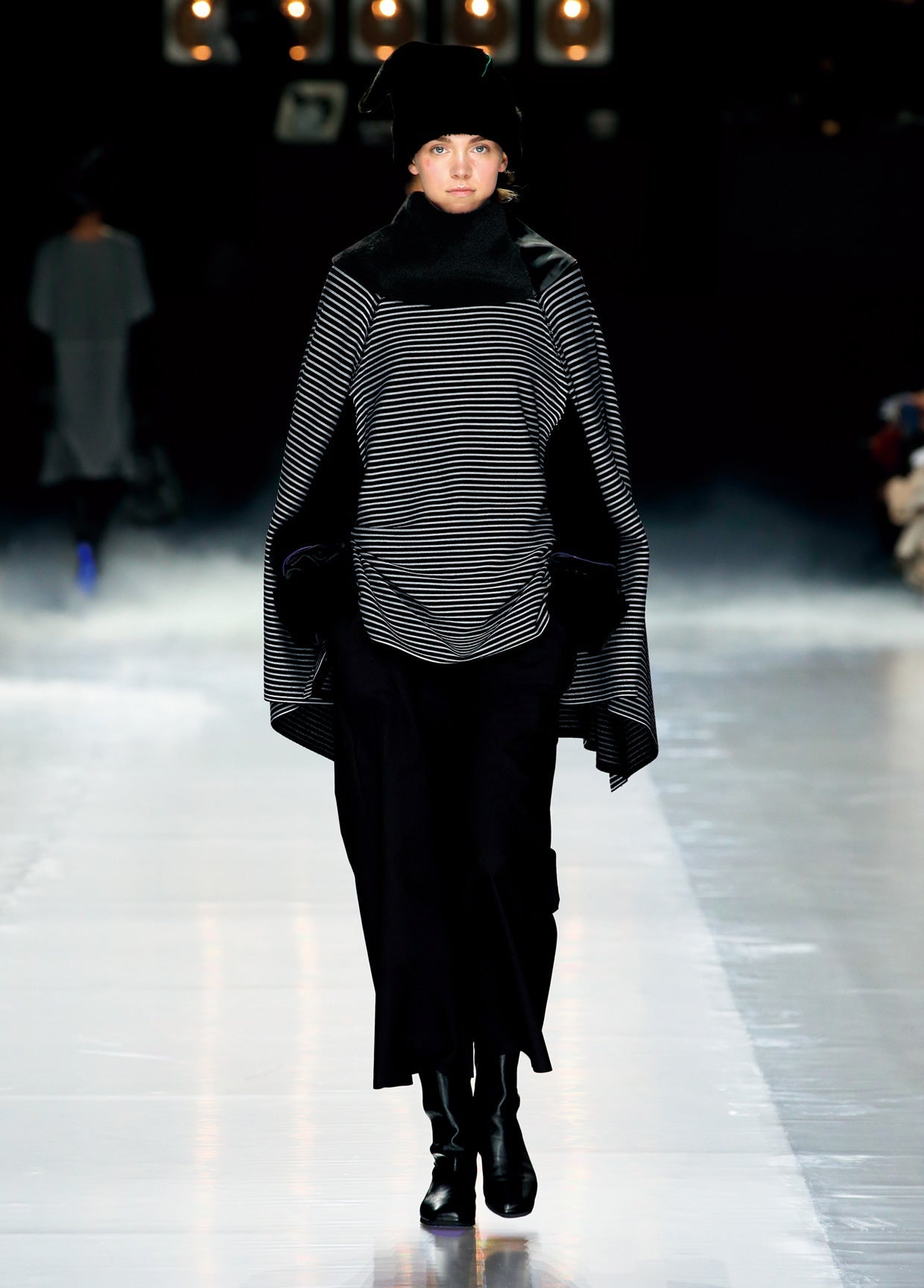 ISSEY MIYAKE AUTUMN WINTER 2016 コレクション22