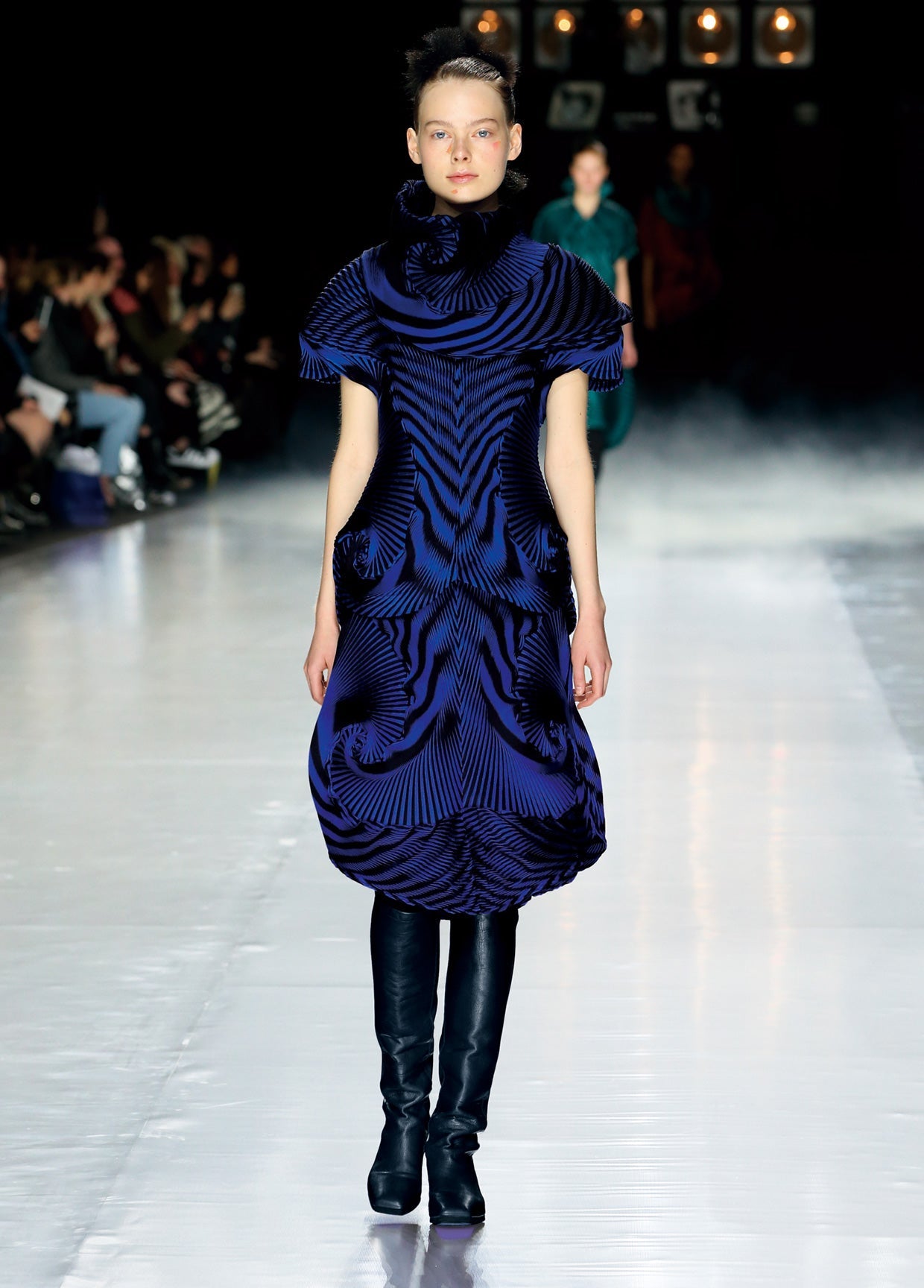 ISSEY MIYAKE AUTUMN WINTER 2016 コレクション31