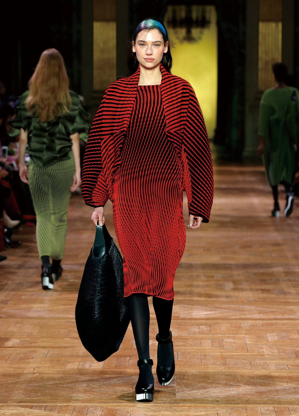 ISSEY MIYAKE AUTUMN WINTER 2017 コレクション26