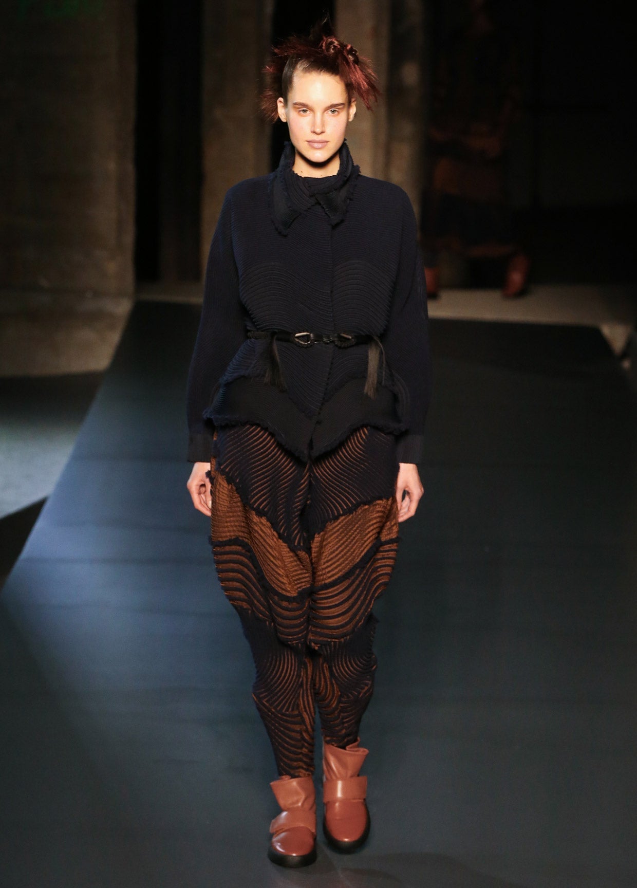 ISSEY MIYAKE AUTUMN WINTER 2018 コレクション10