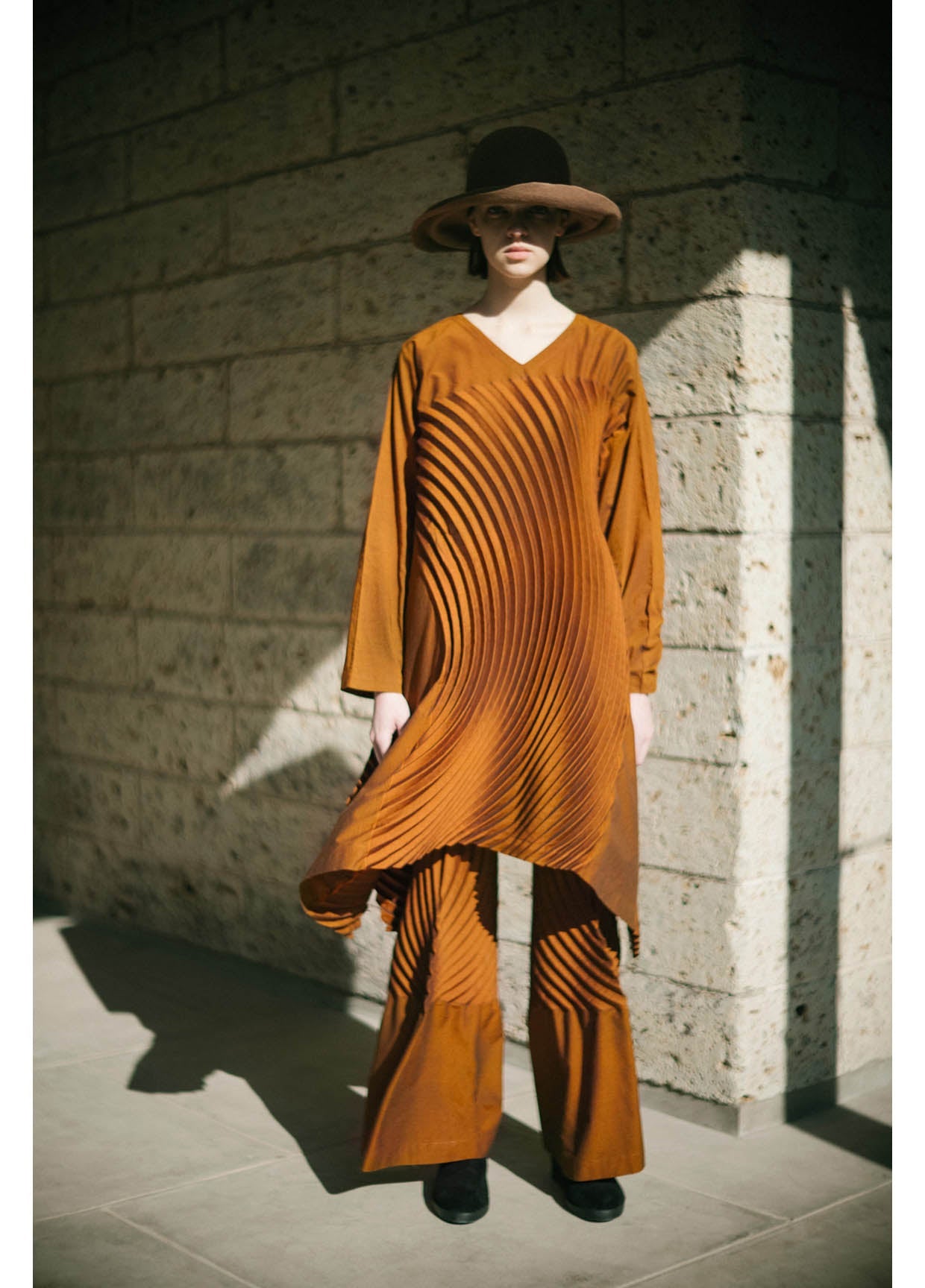 ISSEY MIYAKE AUTUMN WINTER 2021/22 コレクション03