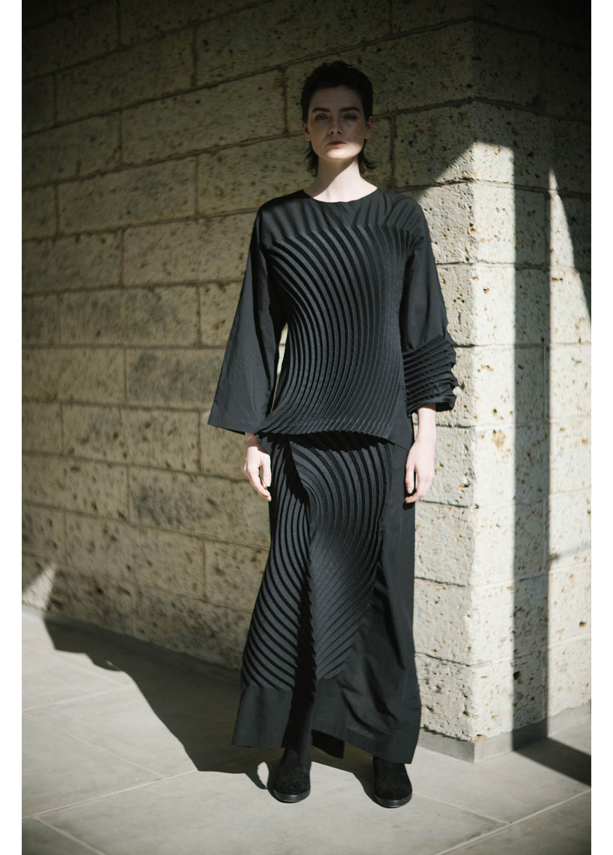 ISSEY MIYAKE AUTUMN WINTER 2021/22 コレクション04