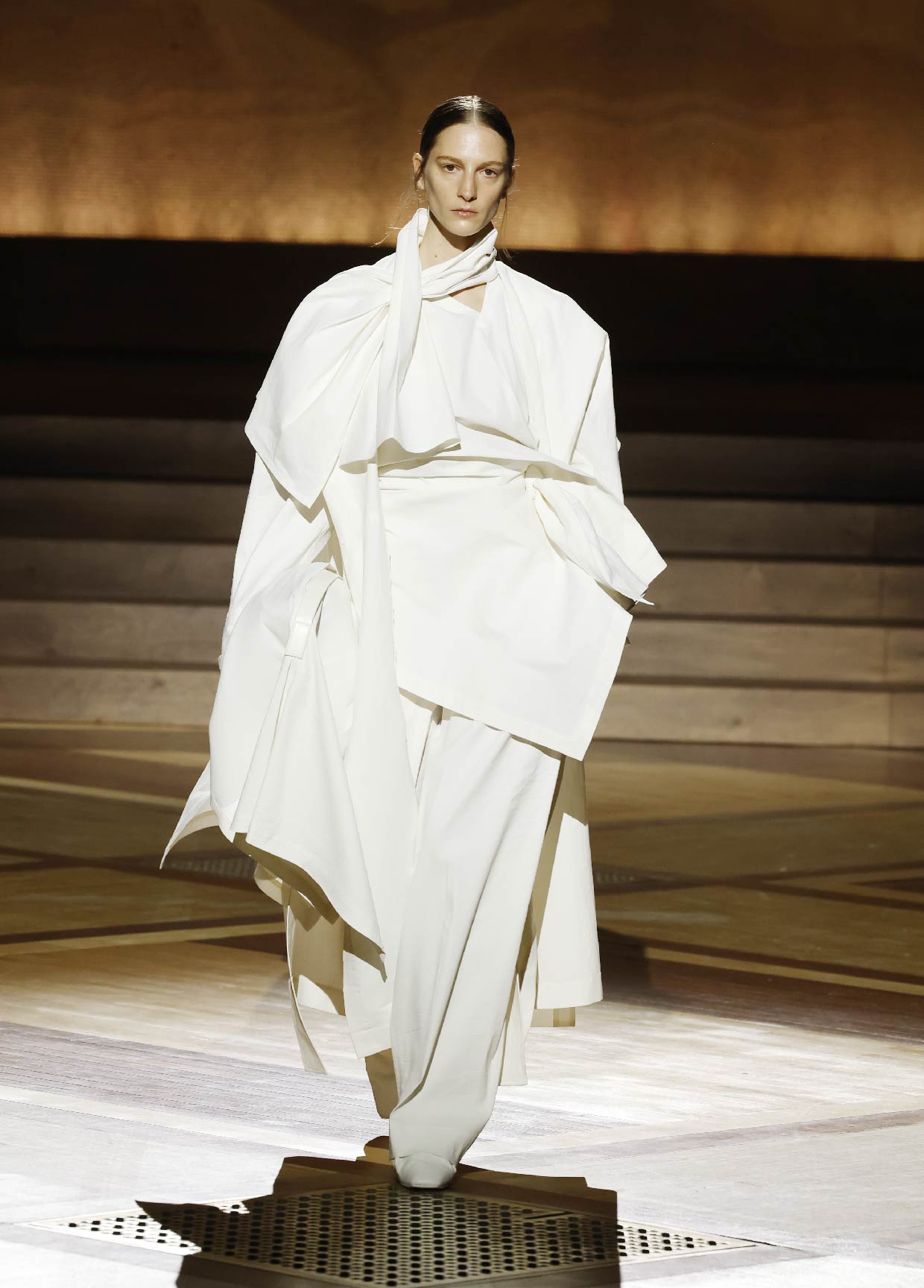 ISSEY MIYAKE AUTUMN WINTER 2024/25 コレクション 10