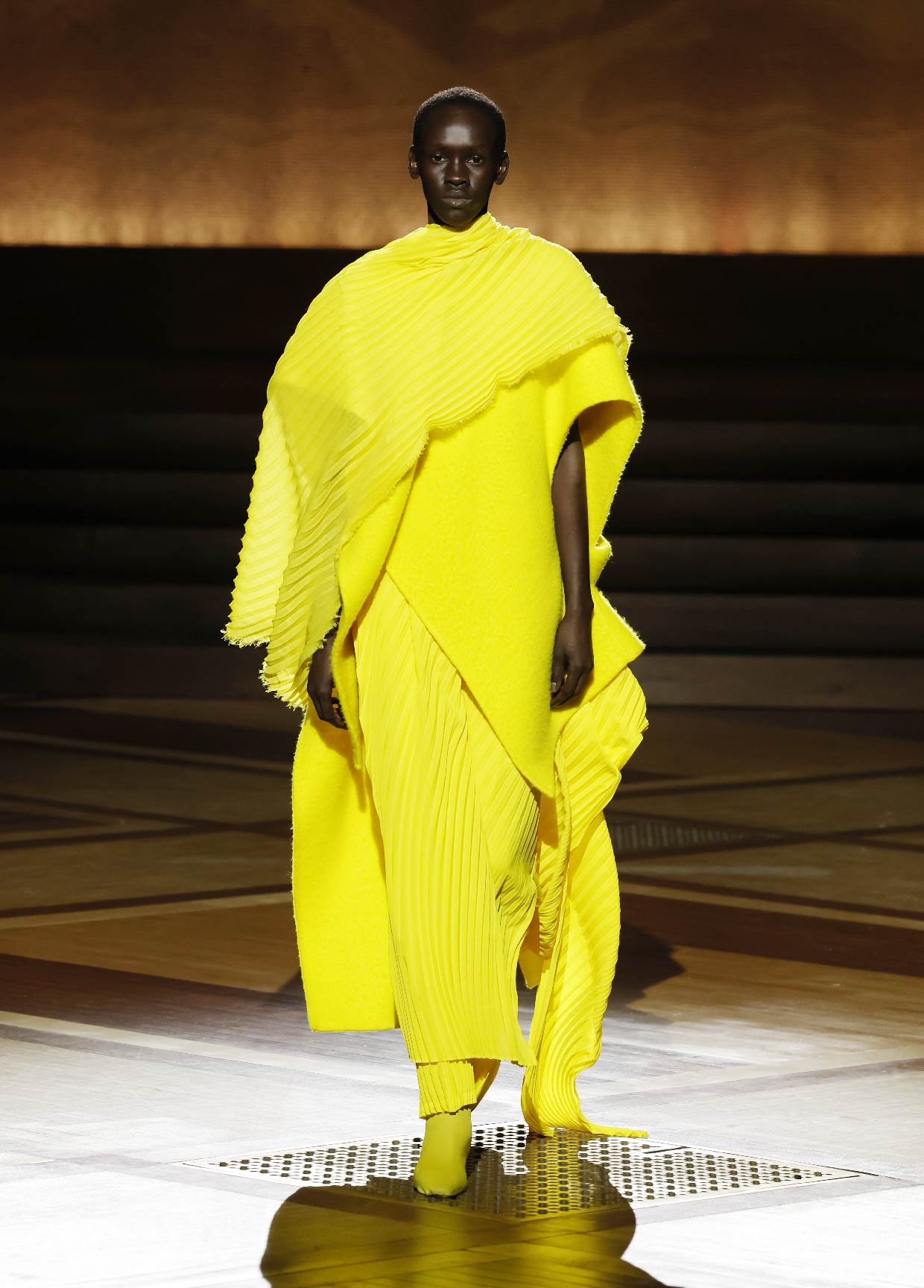 ISSEY MIYAKE AUTUMN WINTER 2024/25 コレクション 43