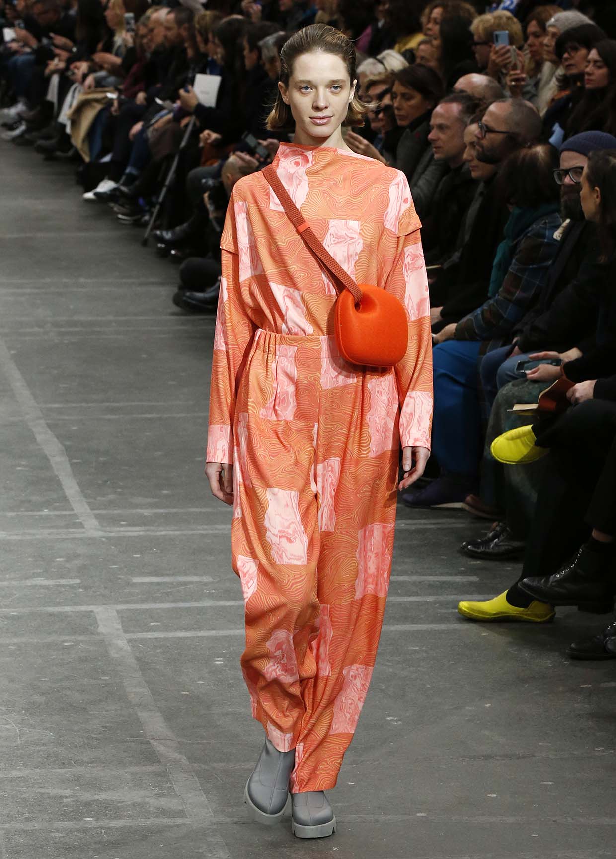 ISSEY MIYAKE AUTUMN WINTER 2020/21 コレクション 20