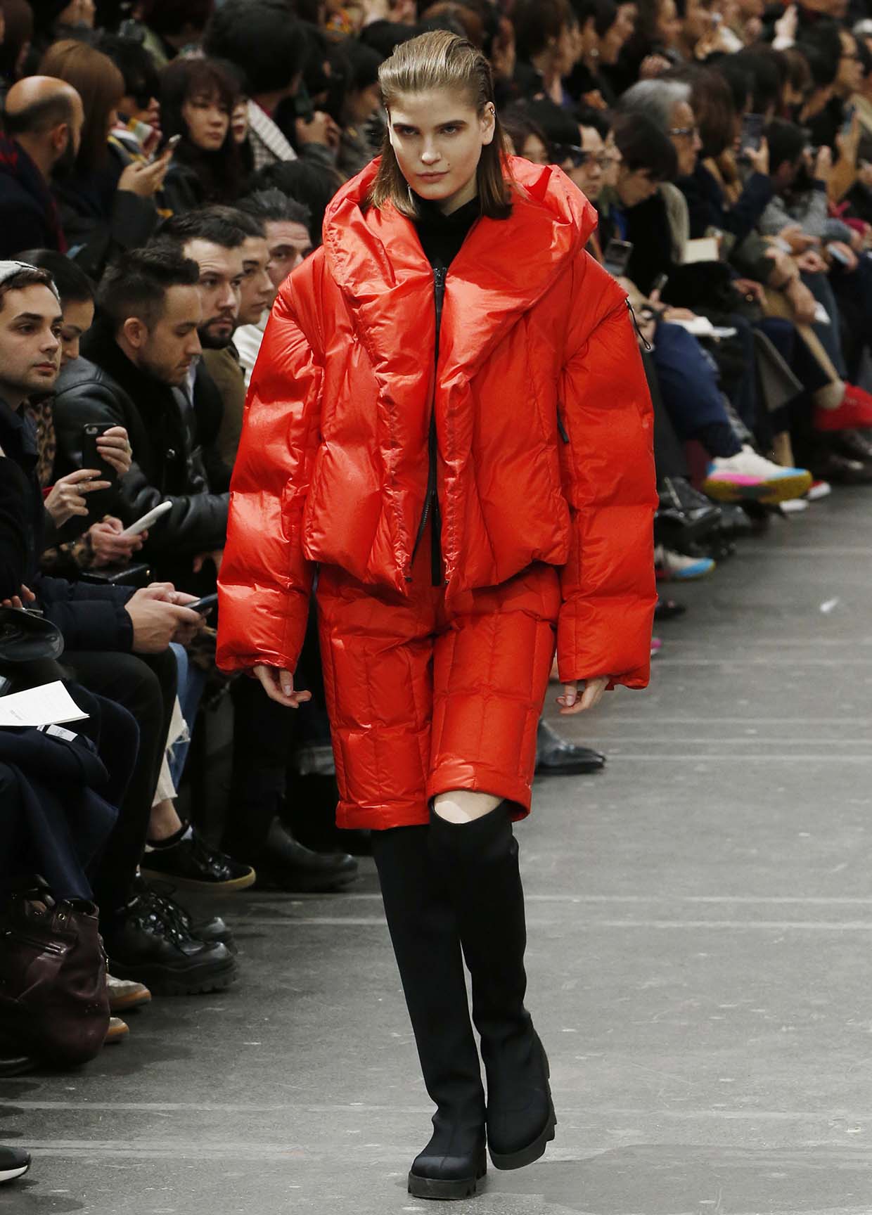 ISSEY MIYAKE AUTUMN WINTER 2020/21 コレクション 25