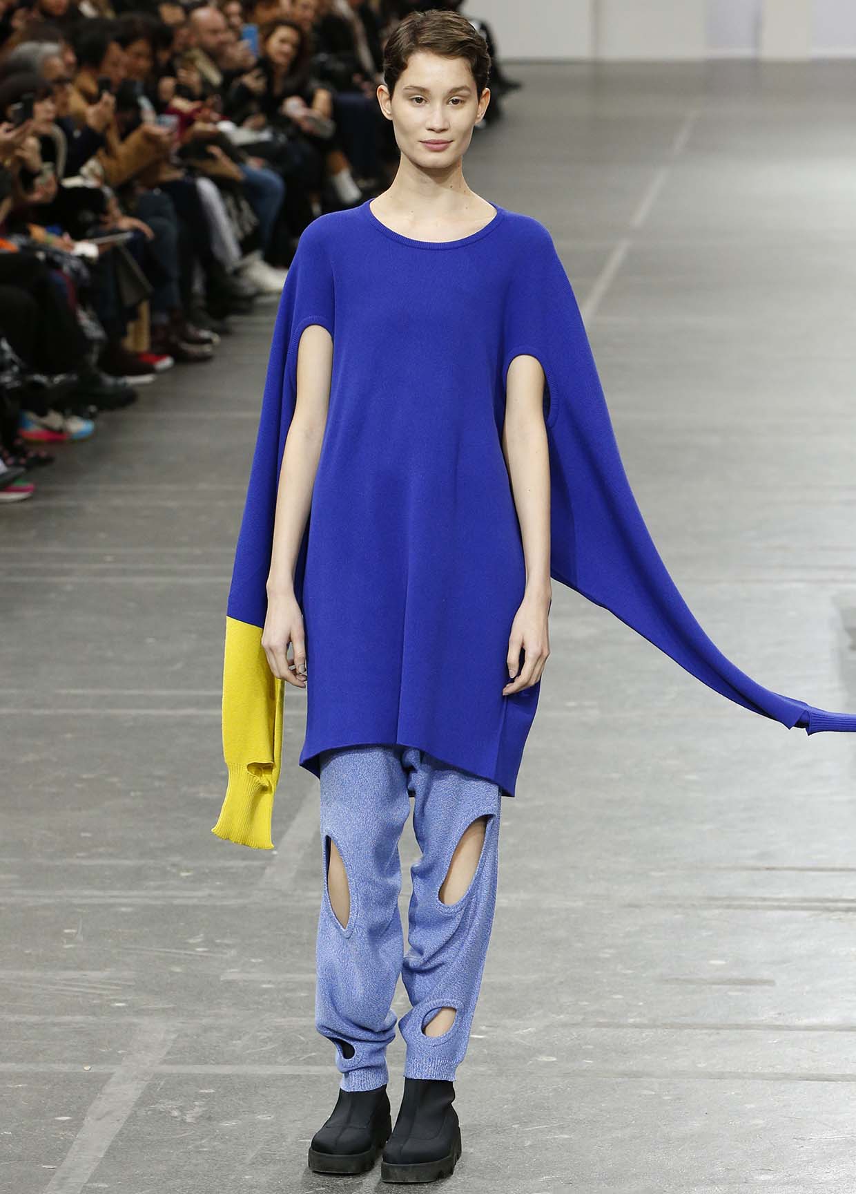 ISSEY MIYAKE AUTUMN WINTER 2020/21 コレクション 66