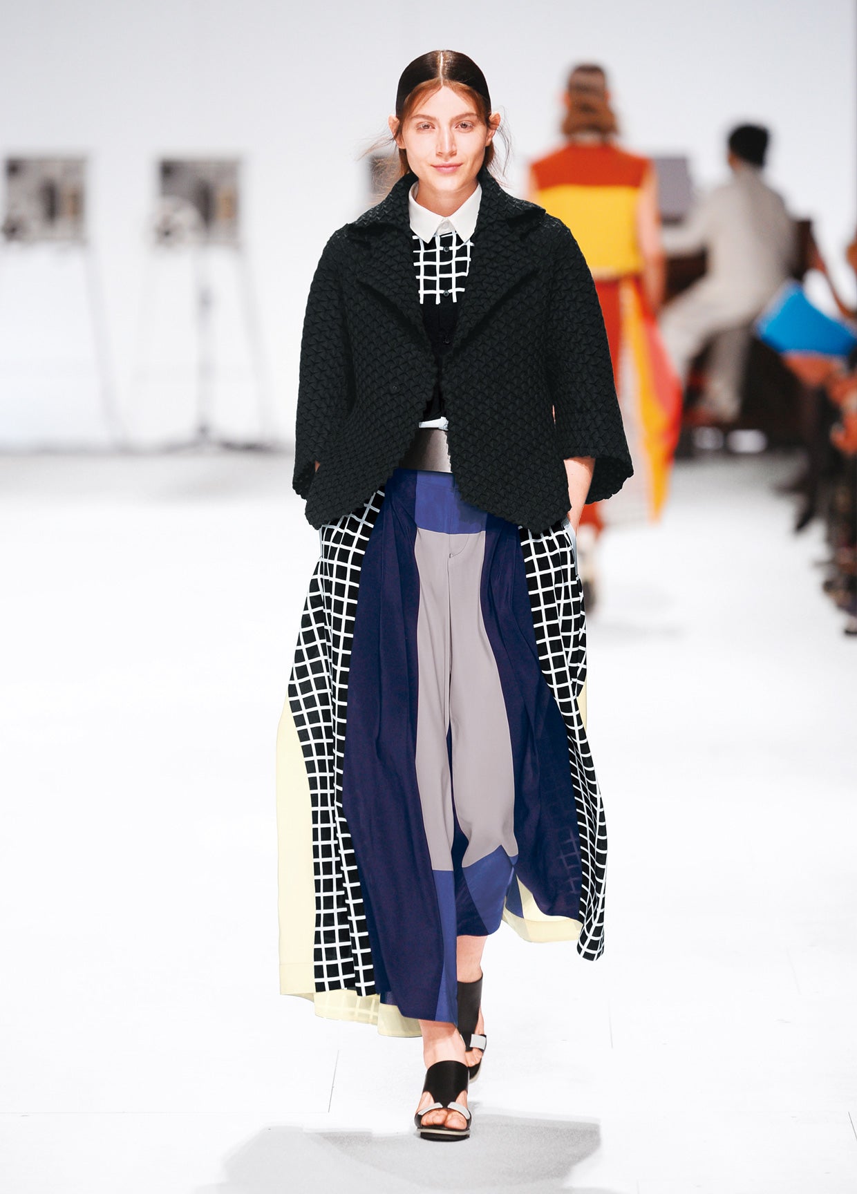 ISSEY MIYAKE SPRING SUMMER 2015 コレクション 32