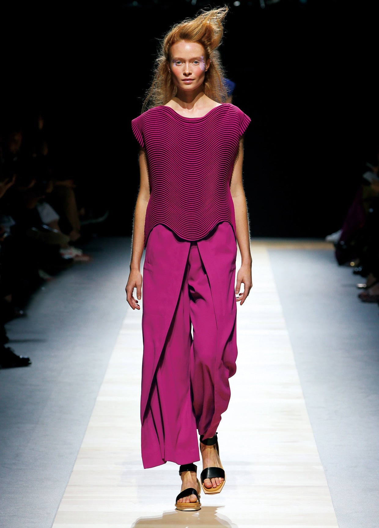 ISSEY MIYAKE SPRING SUMMER 2016 コレクション22