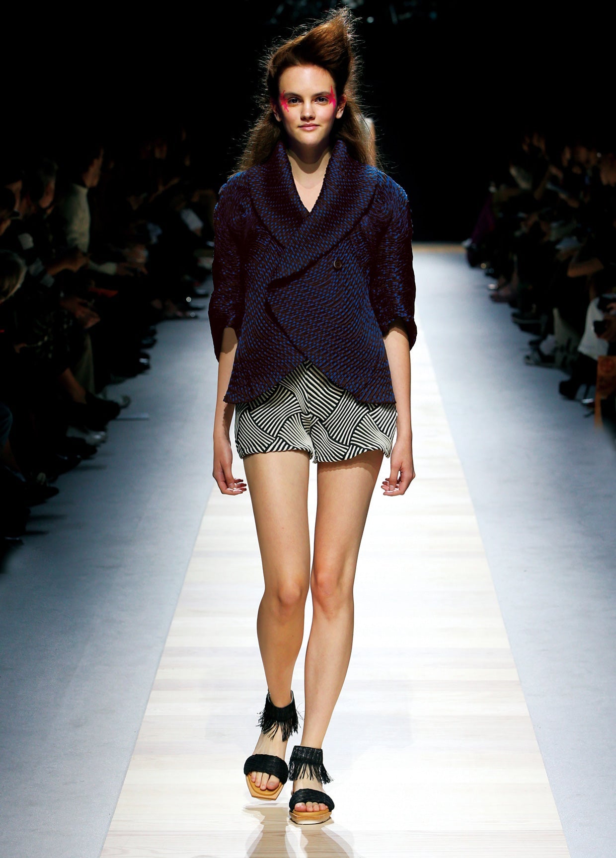 ISSEY MIYAKE SPRING SUMMER 2016 コレクション32