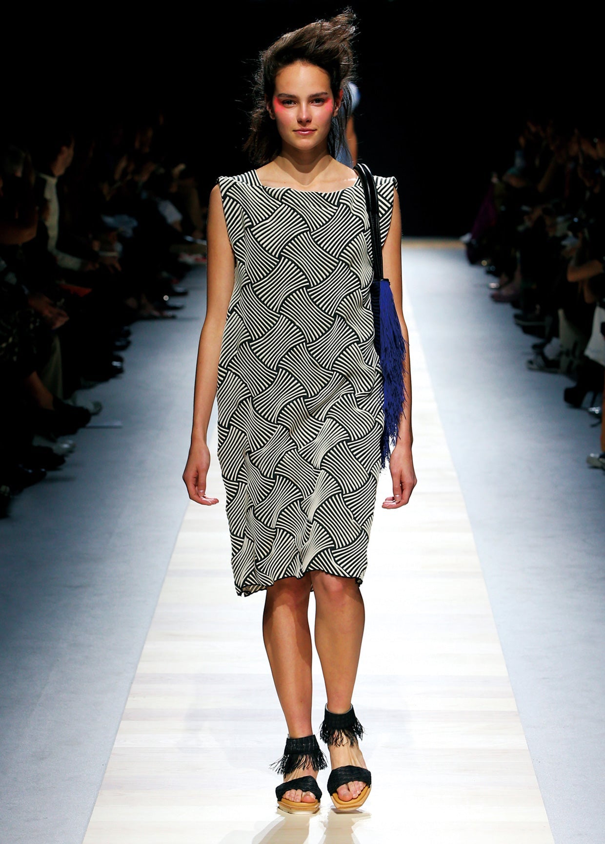 ISSEY MIYAKE SPRING SUMMER 2016 コレクション33