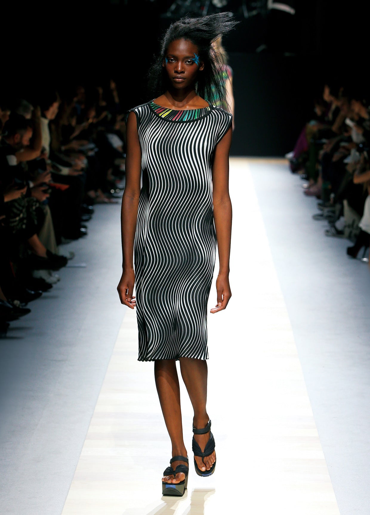 ISSEY MIYAKE SPRING SUMMER 2016 コレクション37