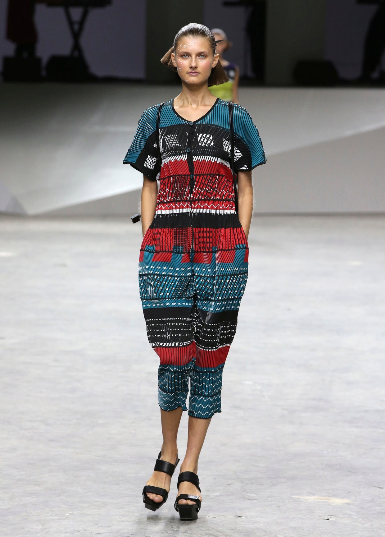 ISSEY MIYAKE SPRING SUMMER 2017 コレクション33