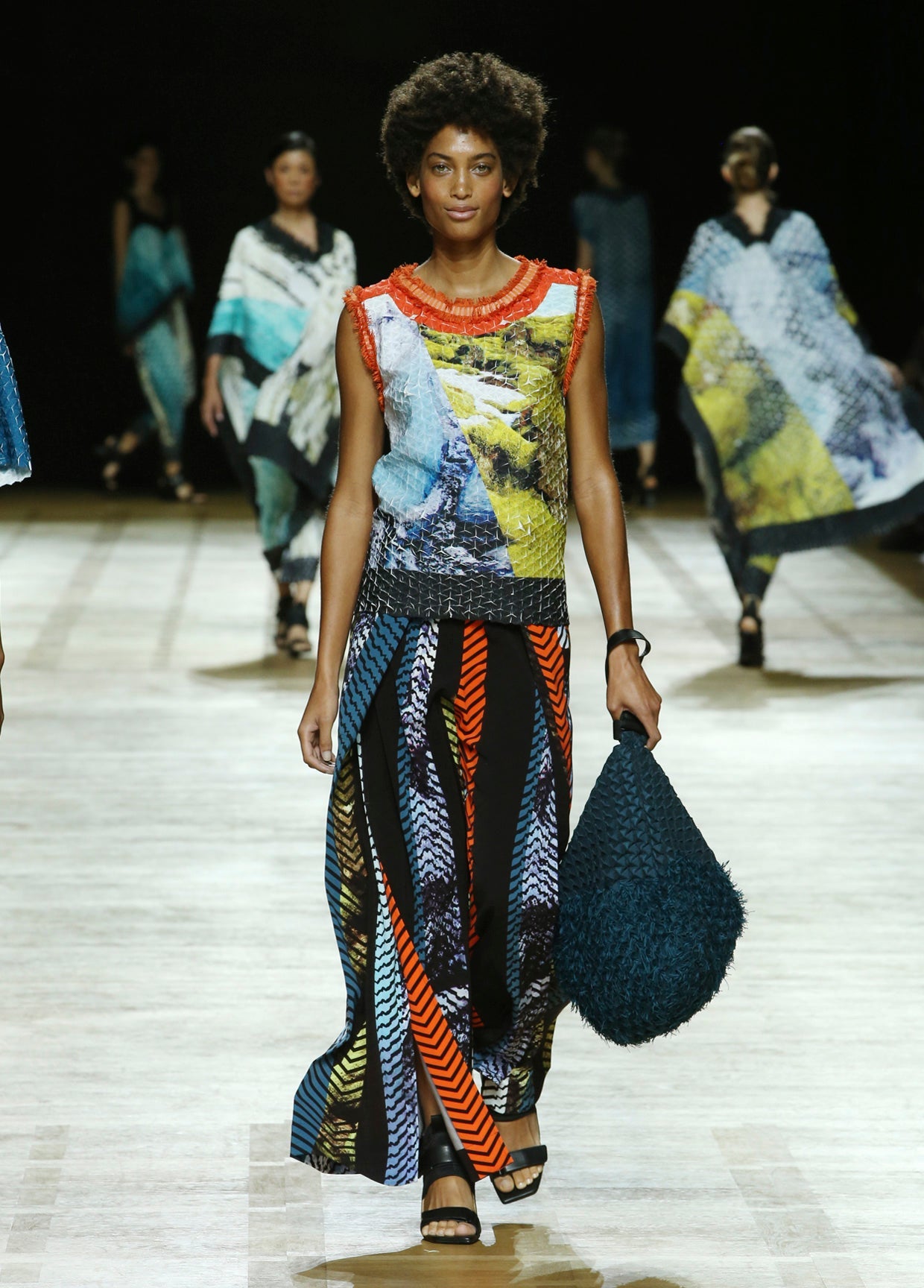 ISSEY MIYAKE SPRING SUMMER 2018 コレクション09