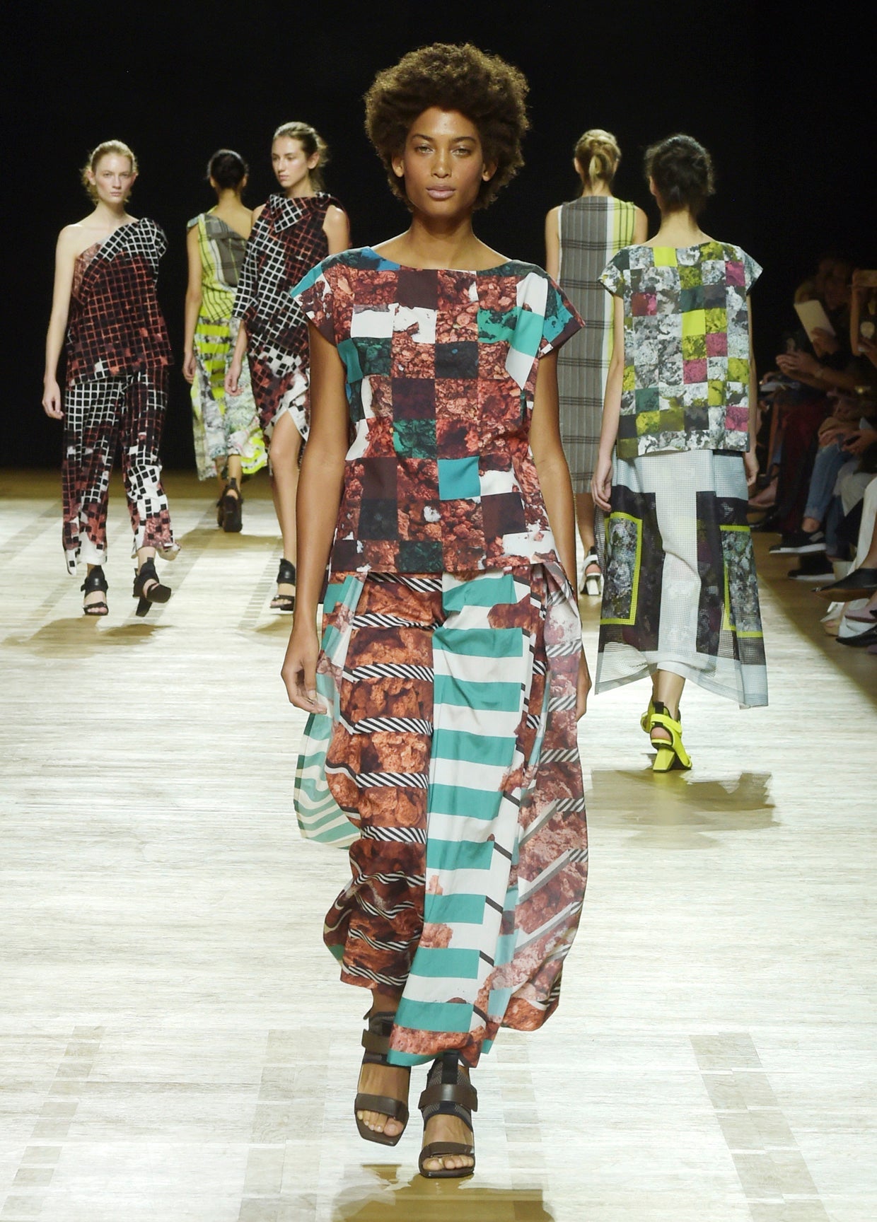 ISSEY MIYAKE SPRING SUMMER 2018 コレクション40