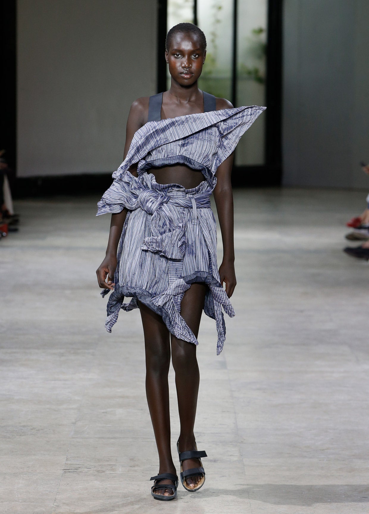 ISSEY MIYAKE SPRING SUMMER 2019 コレクション31