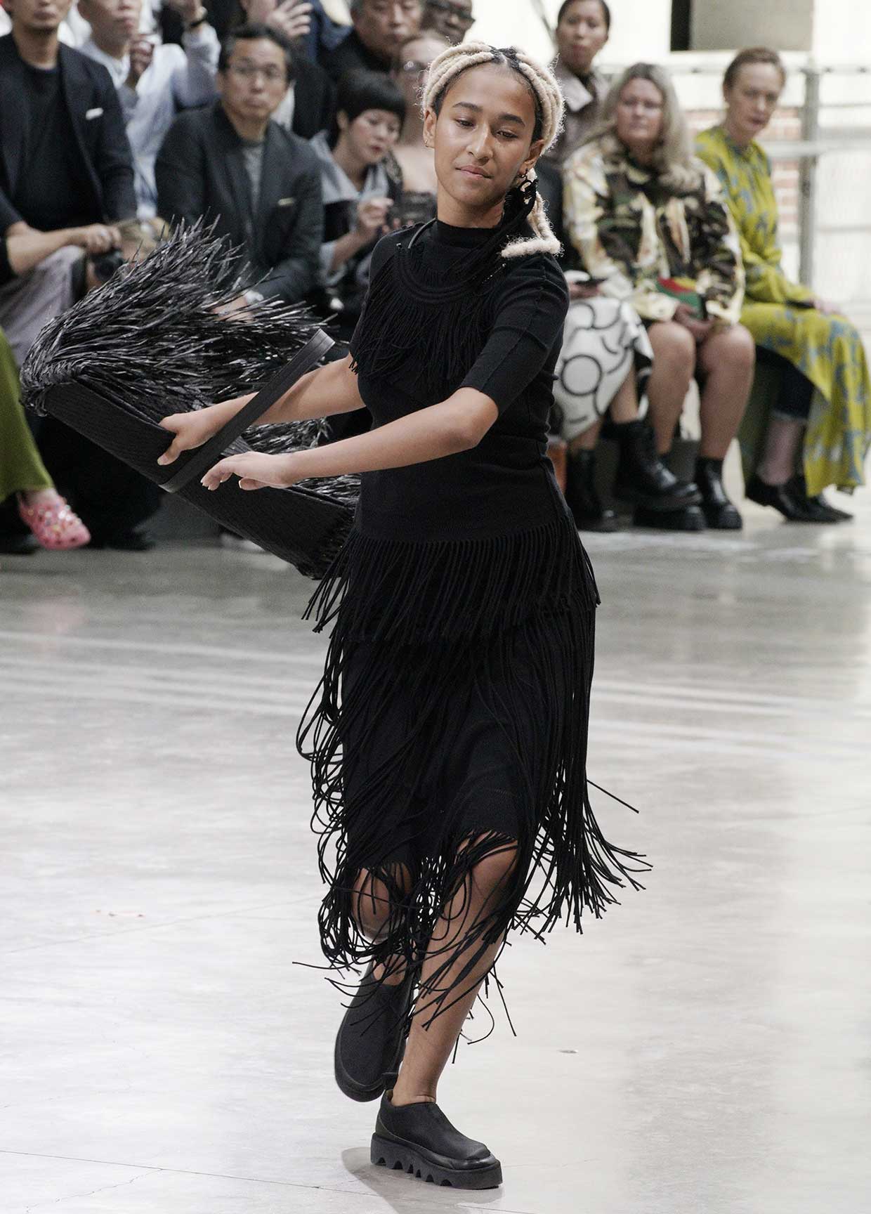 ISSEY MIYAKE SPRING SUMMER 2020 コレクション 21