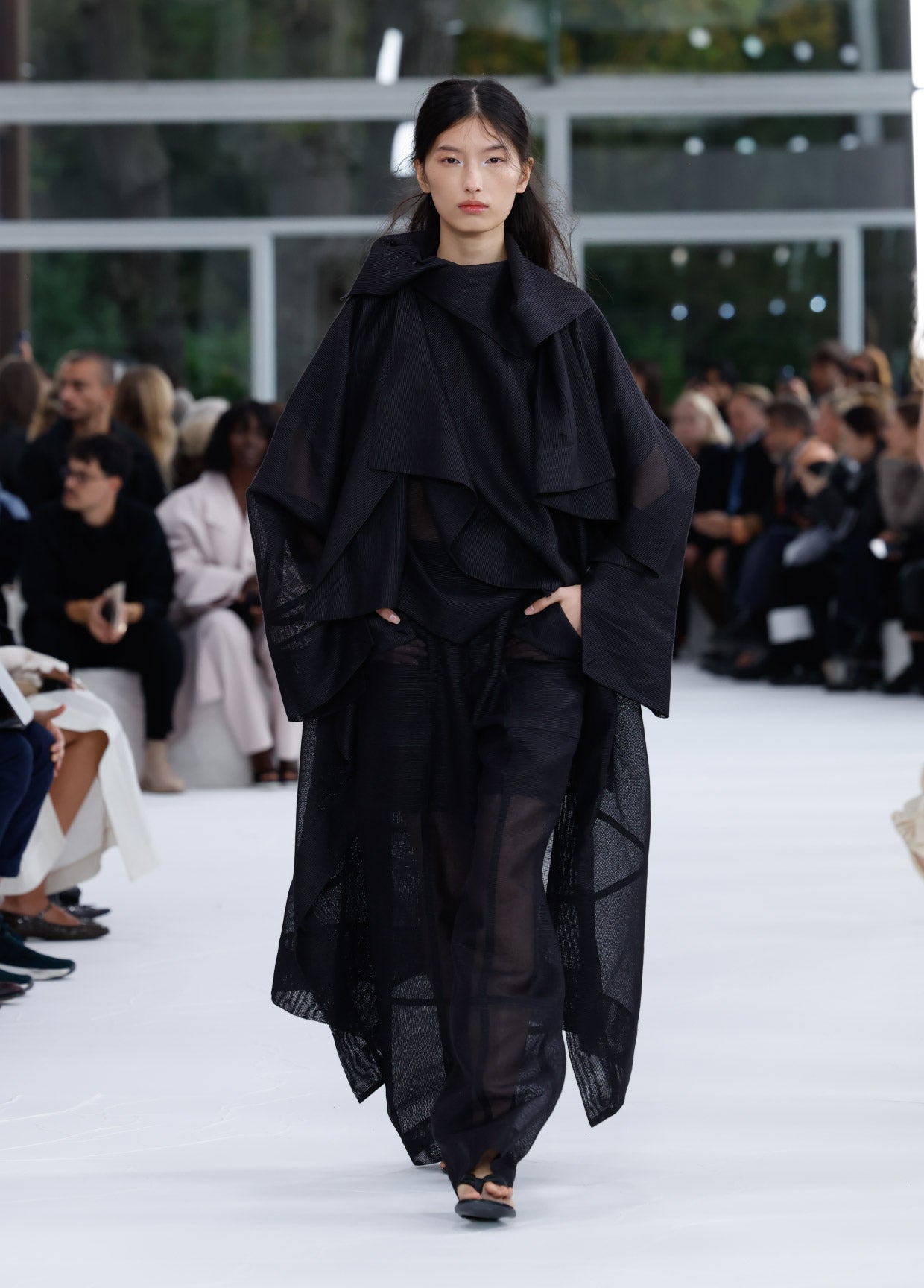 ISSEY MIYAKE SPRING SUMMER 2025 コレクション 41