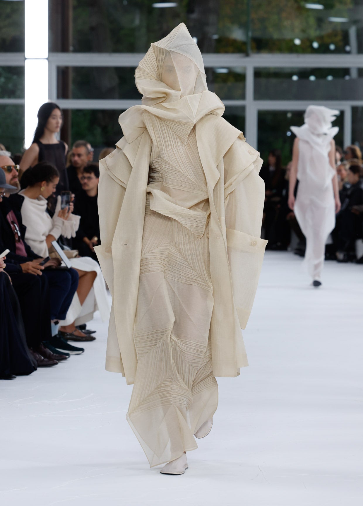 ISSEY MIYAKE SPRING SUMMER 2025 コレクション 44