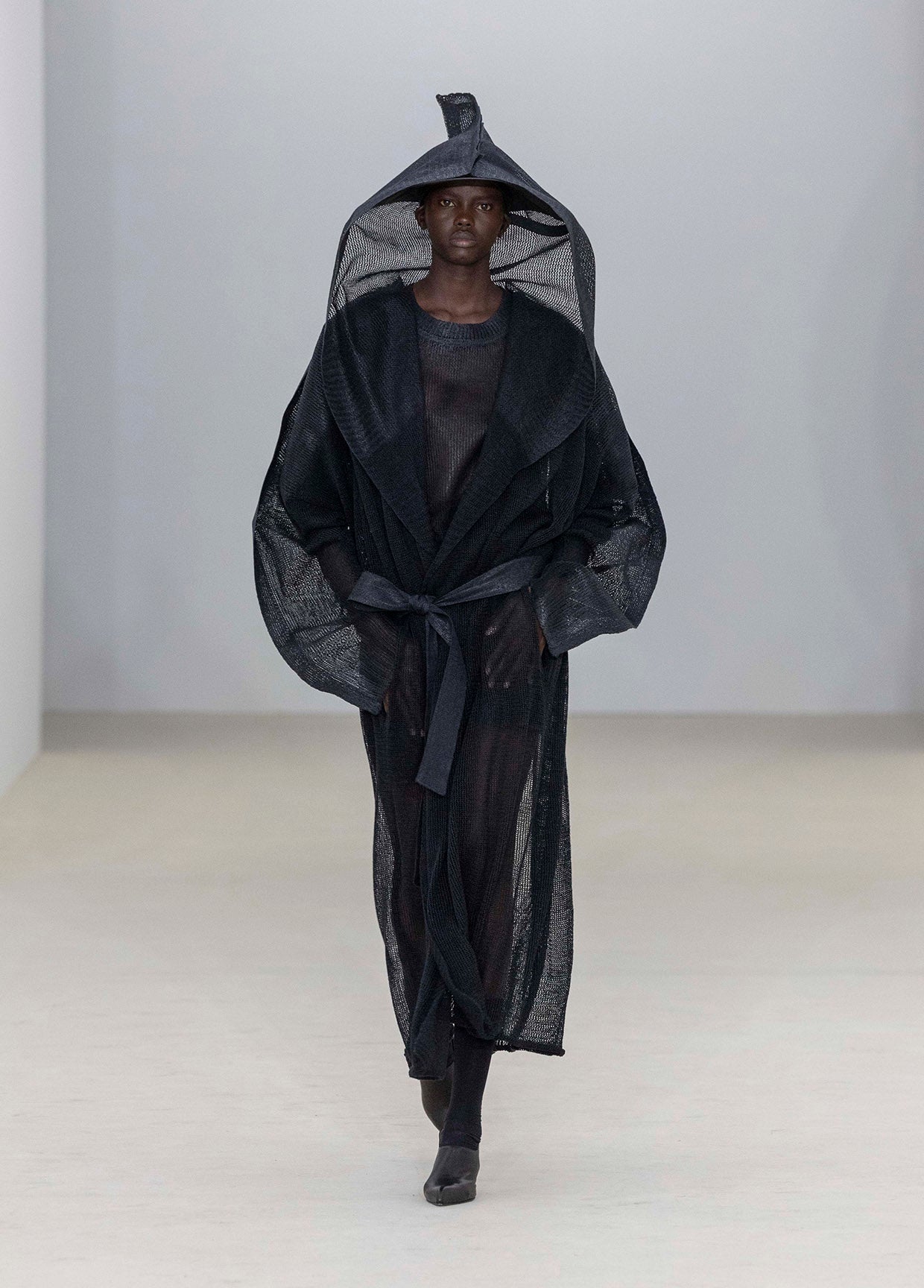 ISSEY MIYAKE SPRING SUMMER 2026 コレクション 37 – isseymiyake.com