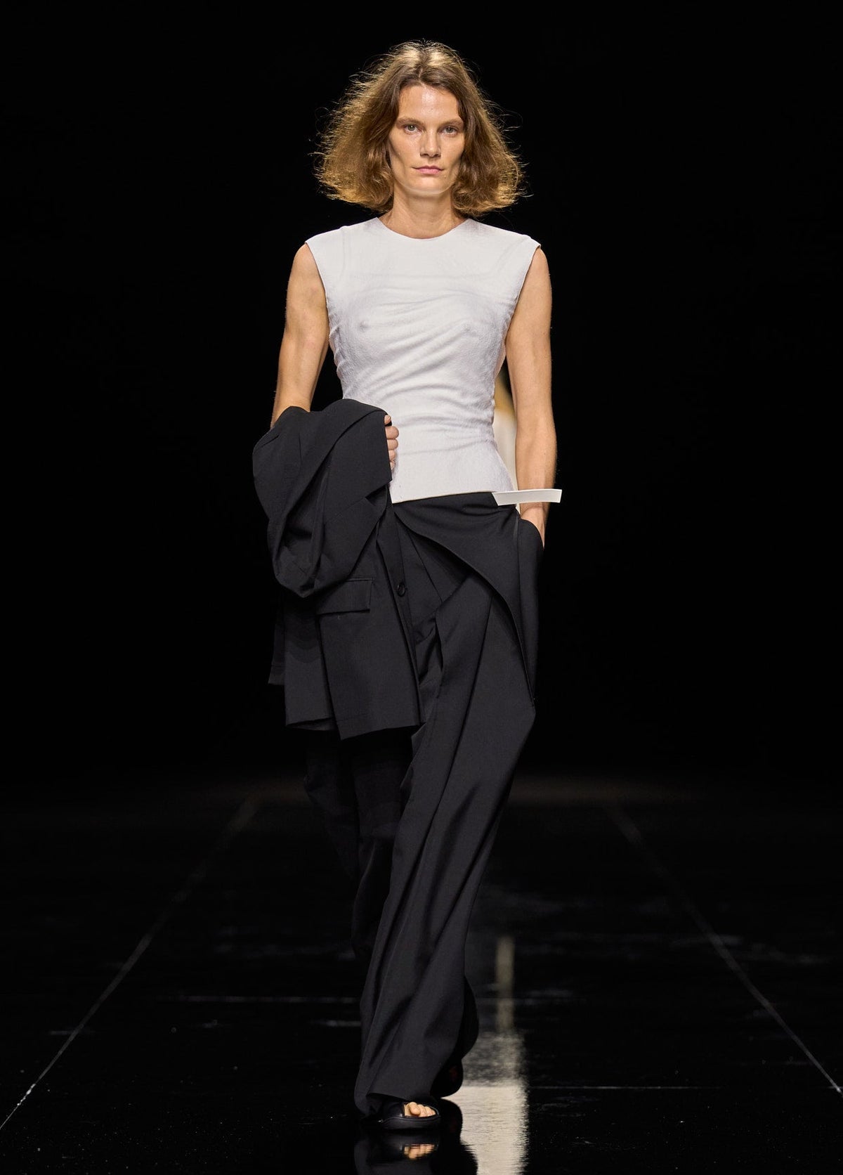 ISSEY MIYAKE SPRING SUMMER 2027 コレクション 05