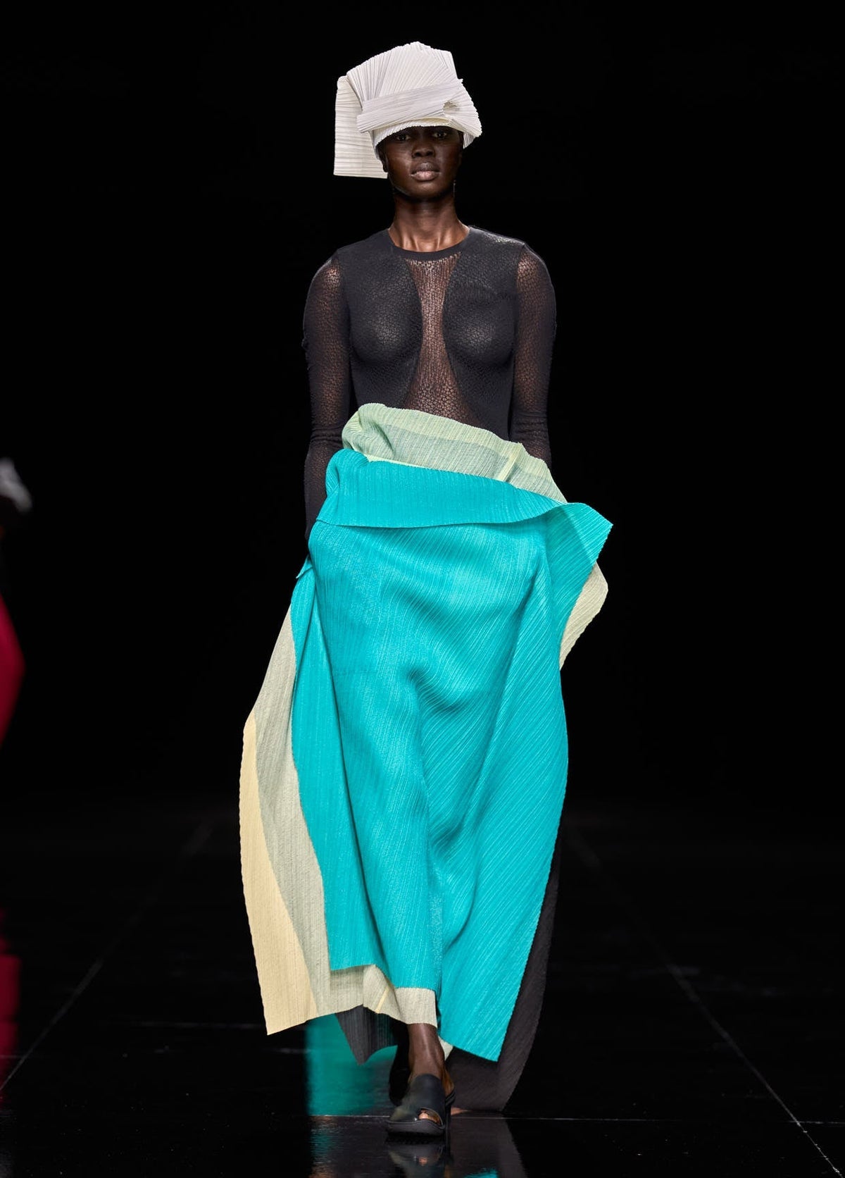 ISSEY MIYAKE SPRING SUMMER 2027 コレクション 38
