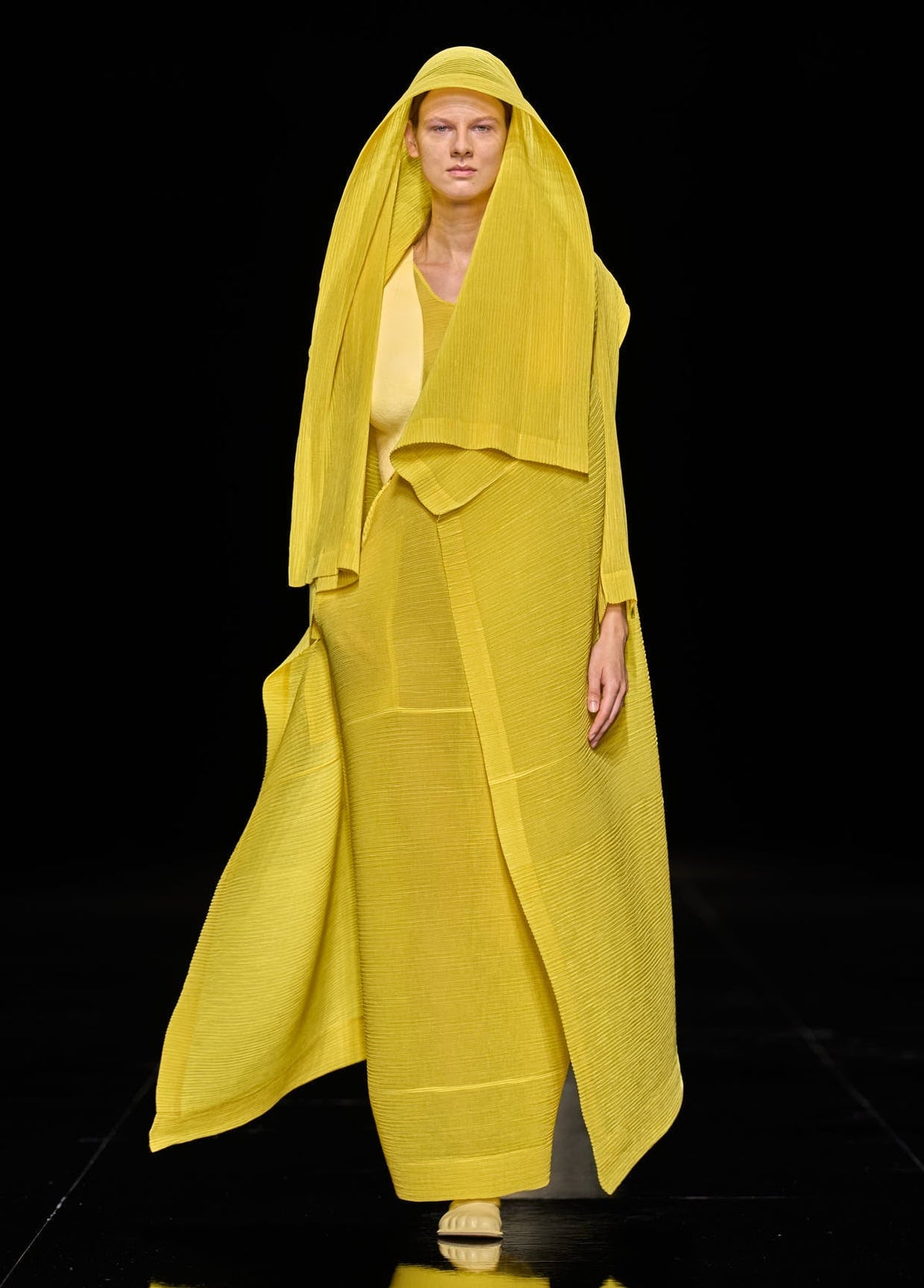 ISSEY MIYAKE SPRING SUMMER 2027 コレクション 43