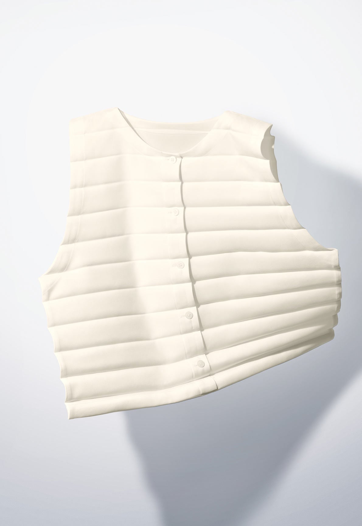 me ISSEY MIYAKE カタログ SS26 10