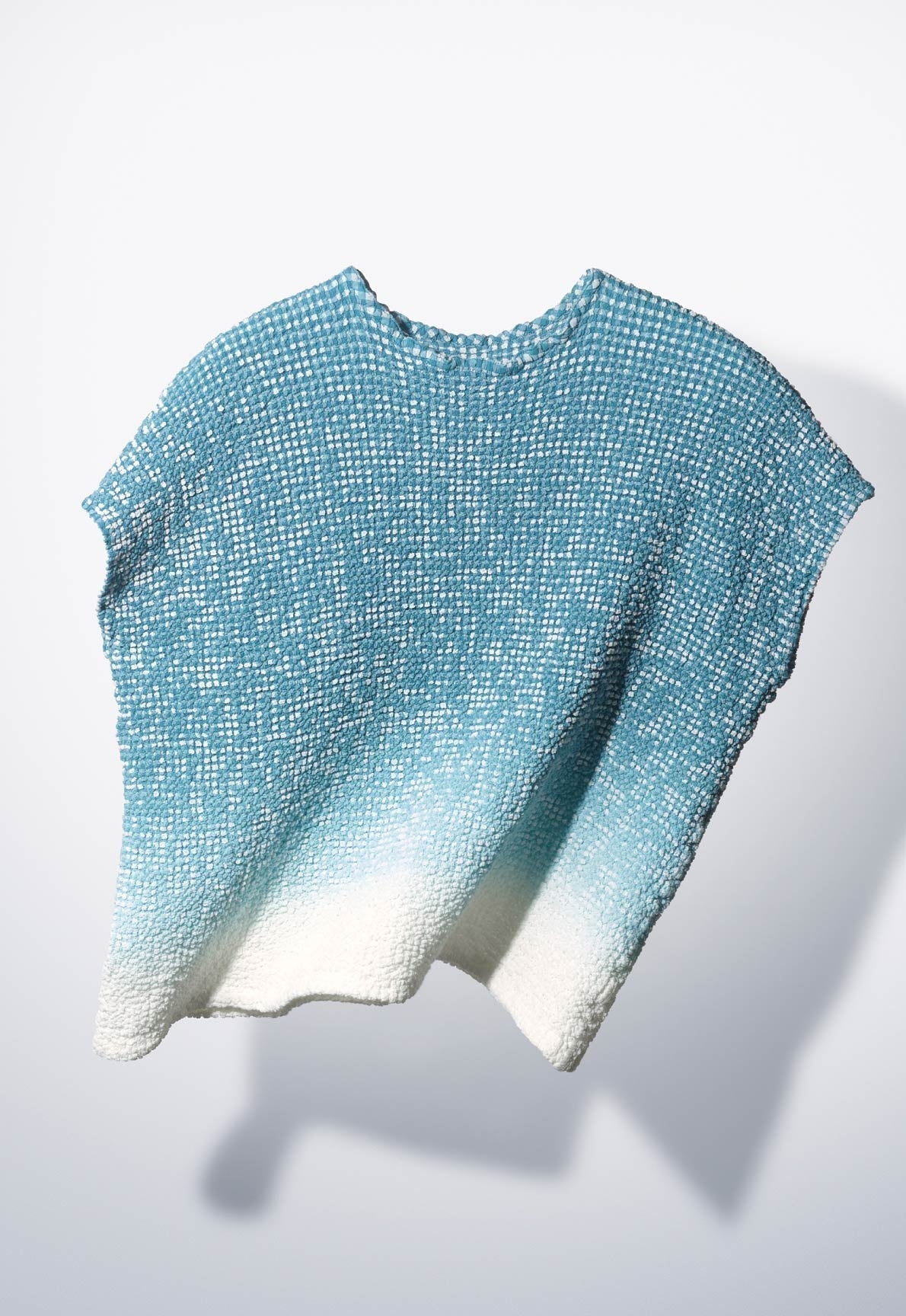 me ISSEY MIYAKE カタログ AW25 11