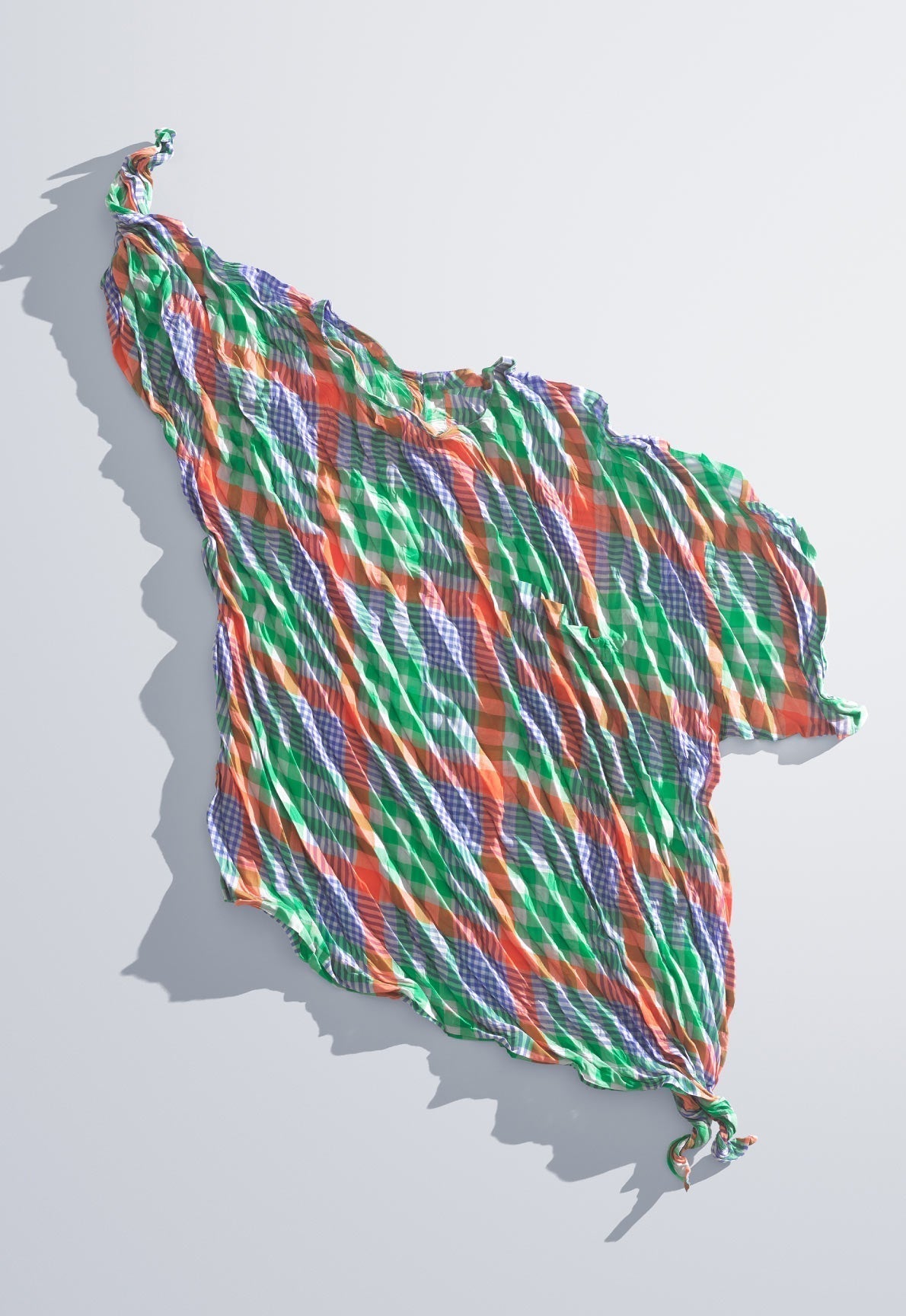 me ISSEY MIYAKE カタログ SS26 22