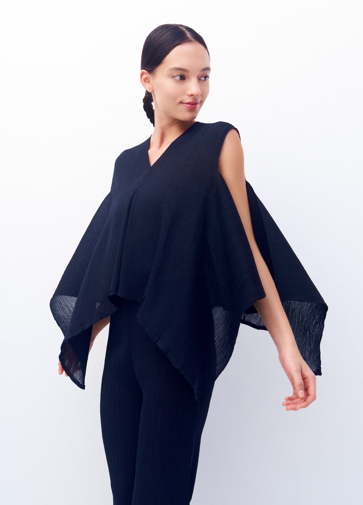 me ISSEY MIYAKE LOOK 25