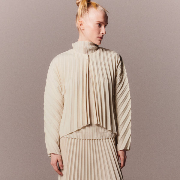 ⭐︎おこげアルパカ ！！！ ★美品★ISSEY MIYAKE プリーツ ⭐︎おこげアルパカ 様専用！！！ ☆美品☆ISSEY MIYAKE プリーツ