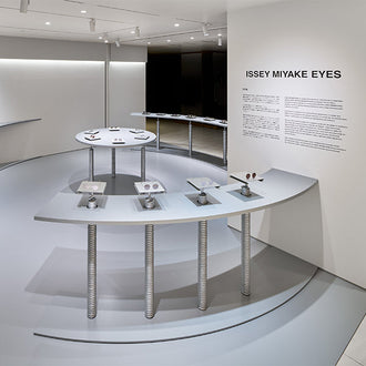 ISSEY MIYAKE EYES「COIL」