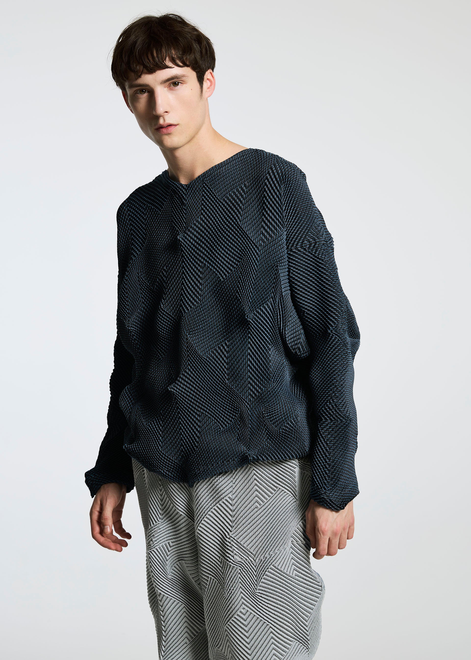 TYPE-O 010 – isseymiyake.com