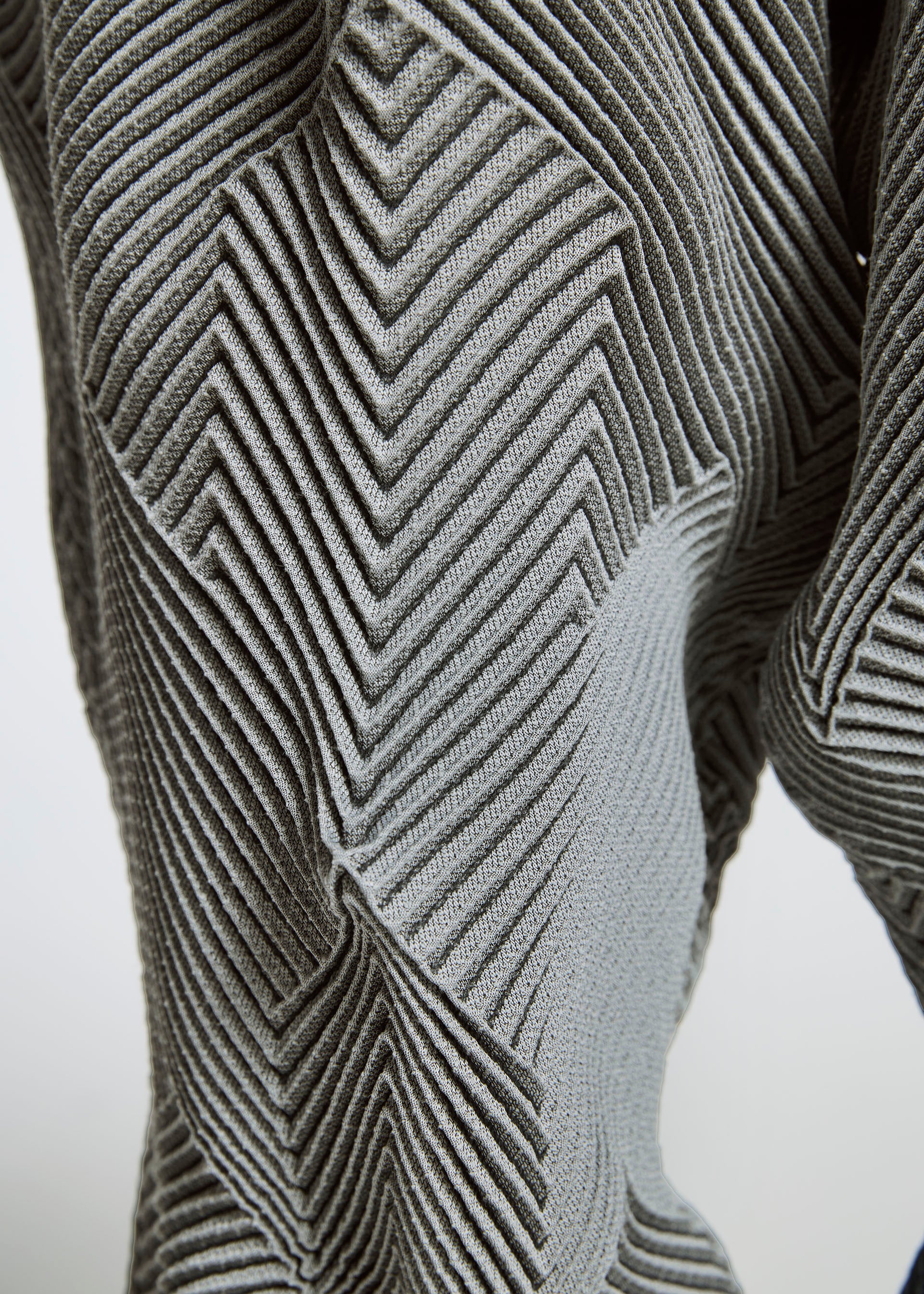 TYPE-O 010 – isseymiyake.com