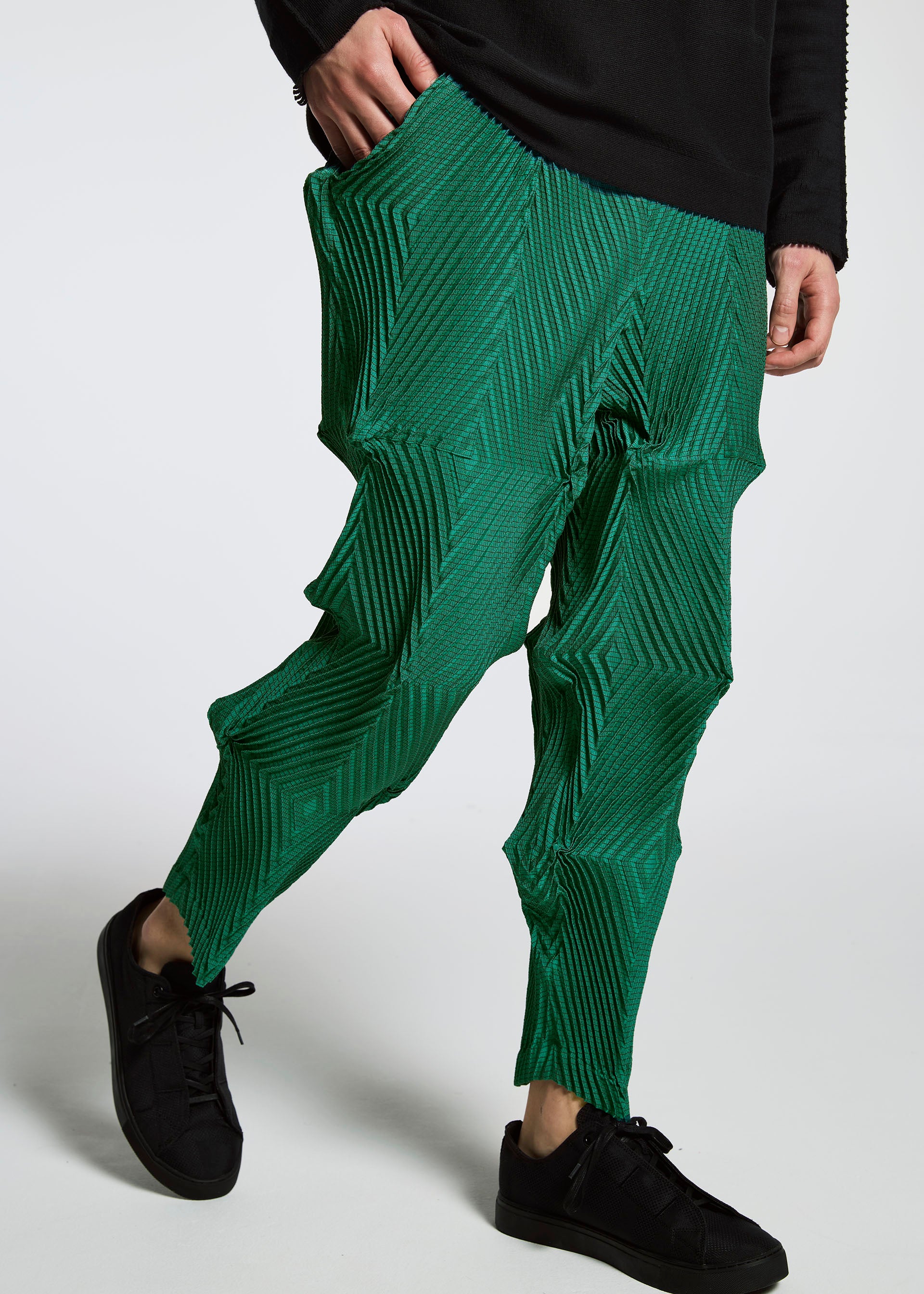 TYPE-O 007 – isseymiyake.com