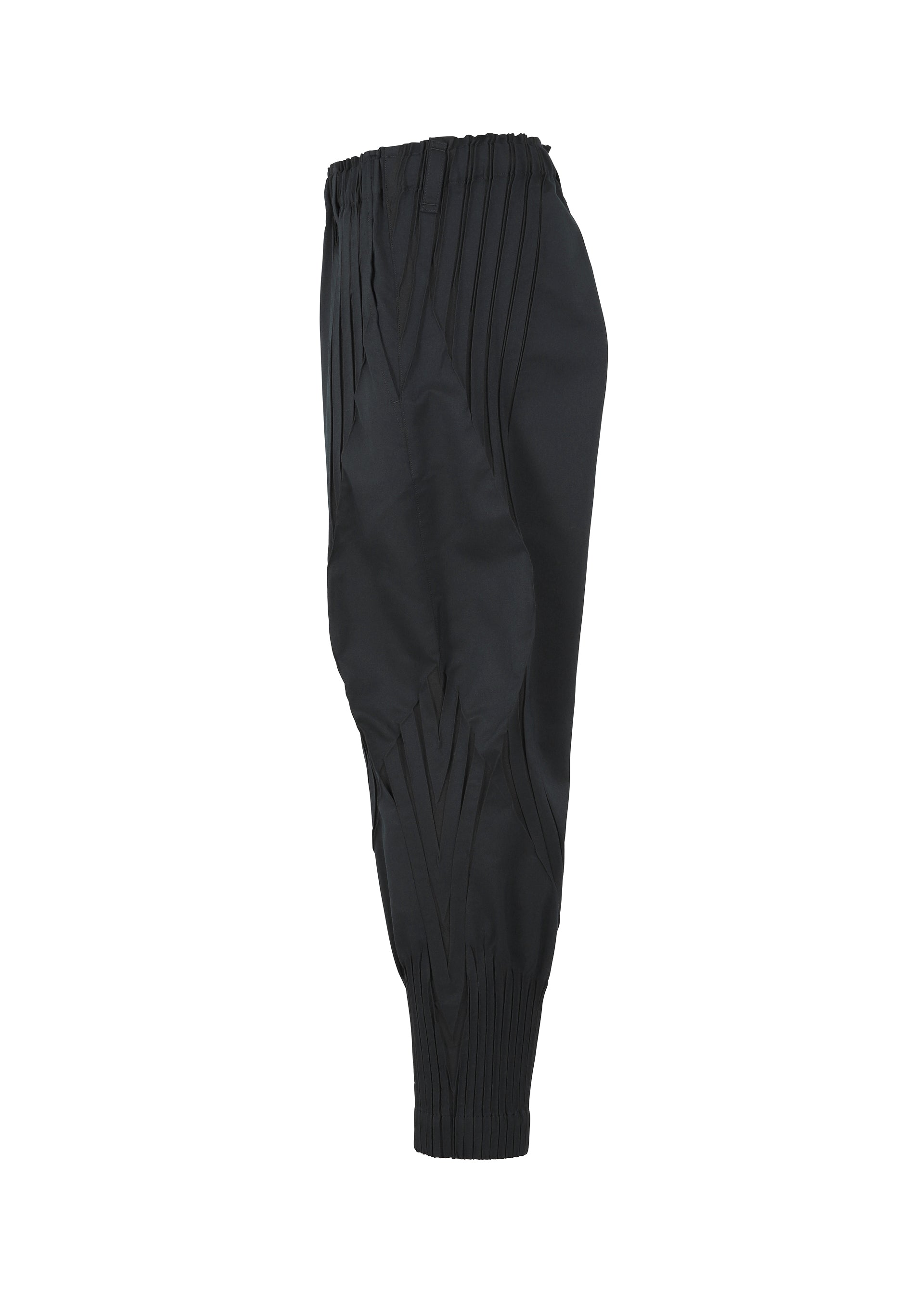 A-POC ABLE エイポックエイブル TYPE-S BASICS パンツ 黒 TYPE-S BASICS – isseymiyake.com